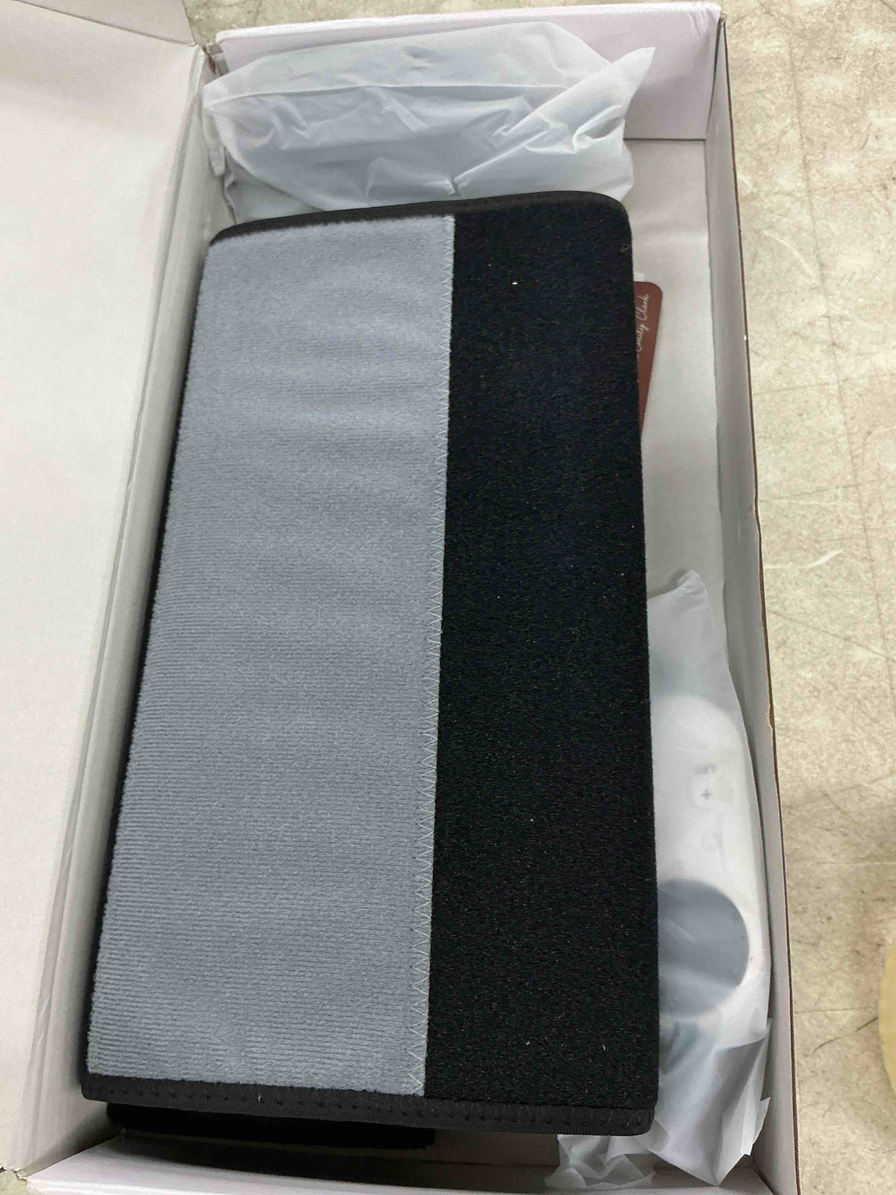 Condition photo showing Good Condition for red light therapy mat for body 24"x12" with 242 leds (726 chips), 660nm red and 850nm near infrared light therapy pad, 3 modes, 5 brightness levels for back waist legs abdomen knee shoulders