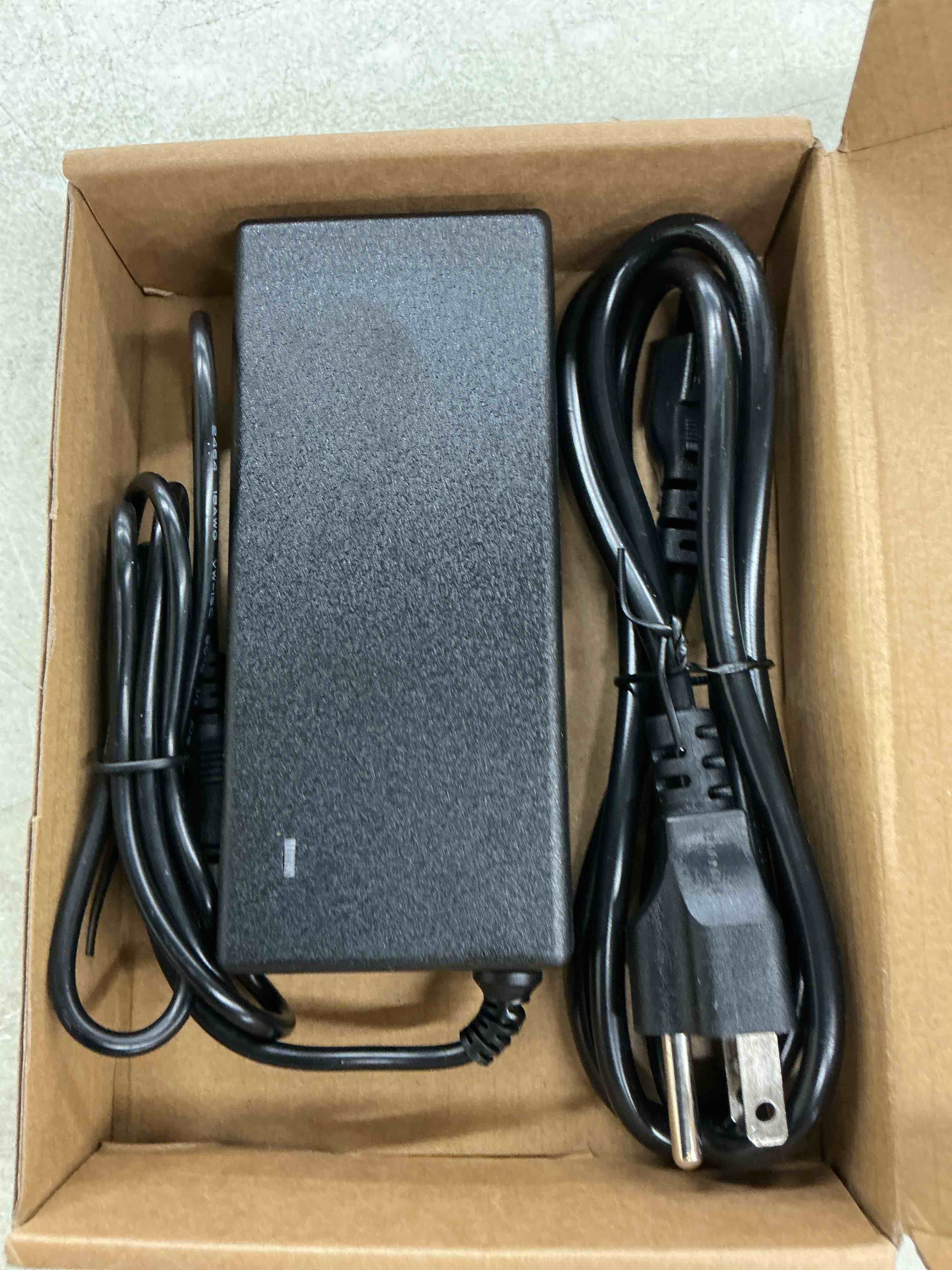 Condition photo showing Good Condition for replacement resmed airsense 10 power supply compatible with cpap? resmed airsense 10 s10 aircurve 10 series ? and bipap machine 90w 24v 3.75a ac adapter replaces model 370001