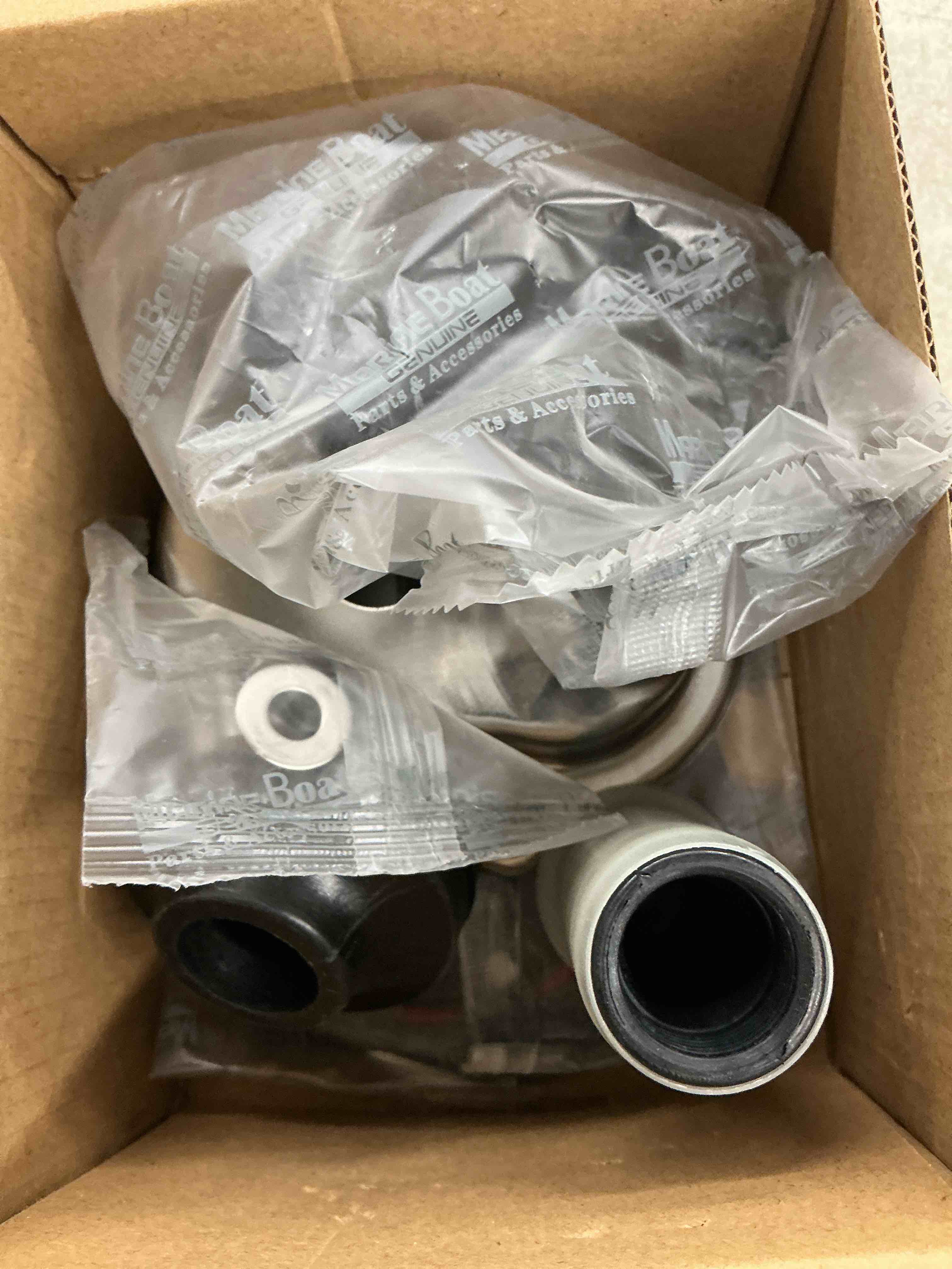 Condition photo showing Good Condition for 812966a12 water pump impeller kit for mercury marine 4 stroke 30-60 hp outboard engines 46-812966a12 sierra 18-3690
