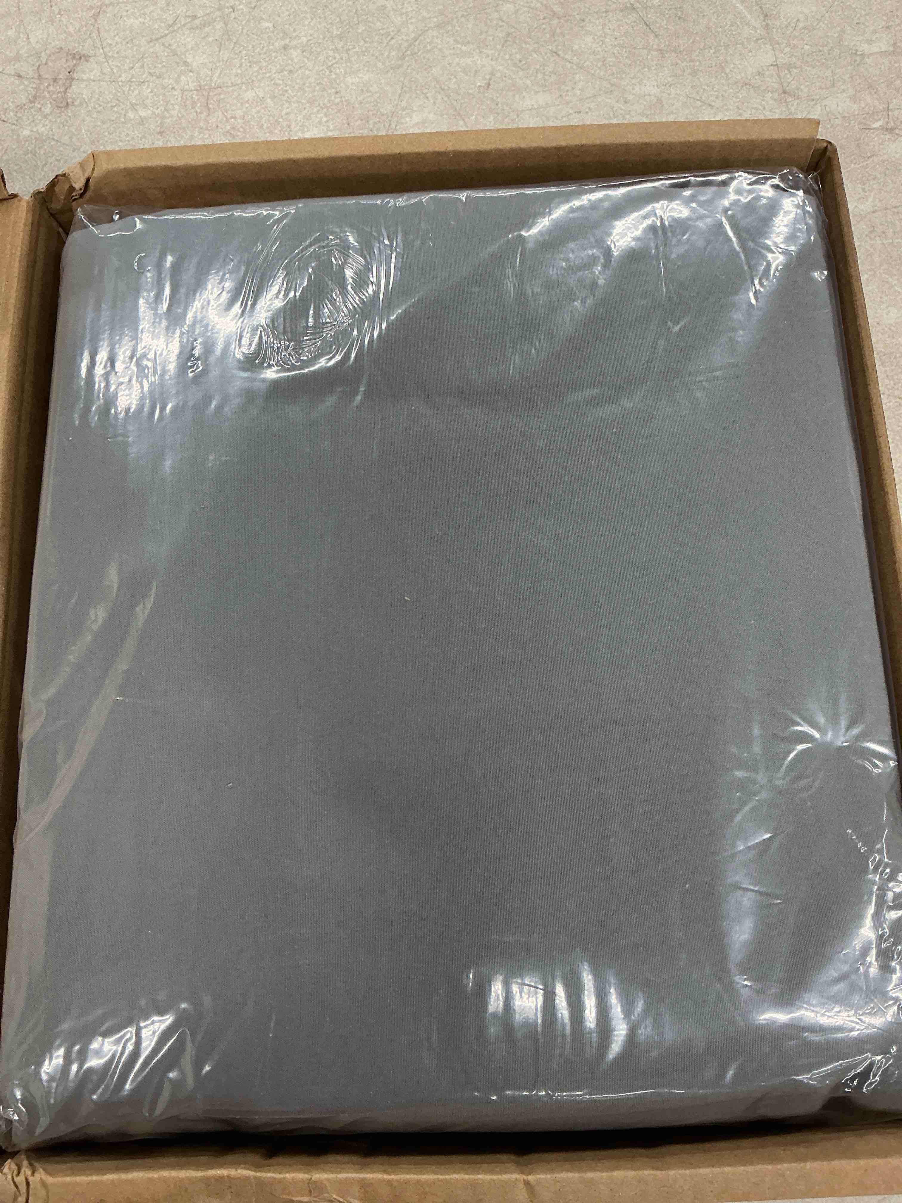 Condition photo showing Good Condition for amazon basics lightweight super soft, wrinkle-free, breathable luxury microfiber 4 piece bed sheet set with 14-inch deep pockets, full, dark gray, solid dark gray full