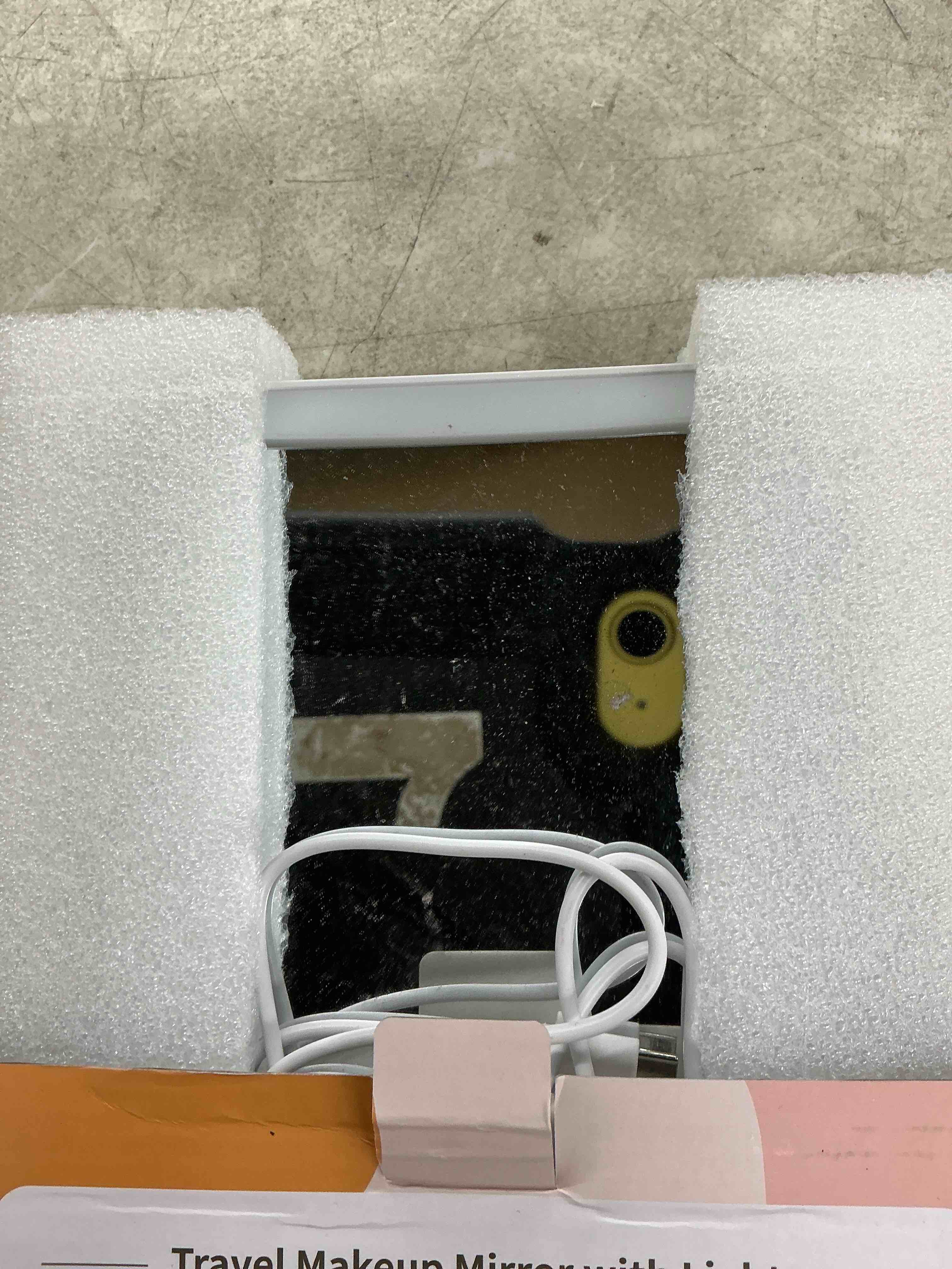 Condition photo showing Good Condition for funtouch 3000mah rechargeable travel magnifying mirror with light,white | 2-sided 30x magnifying travel makeup mirror with 3-color lighting, dimmable touch screen,compact vanity mirror for women gift