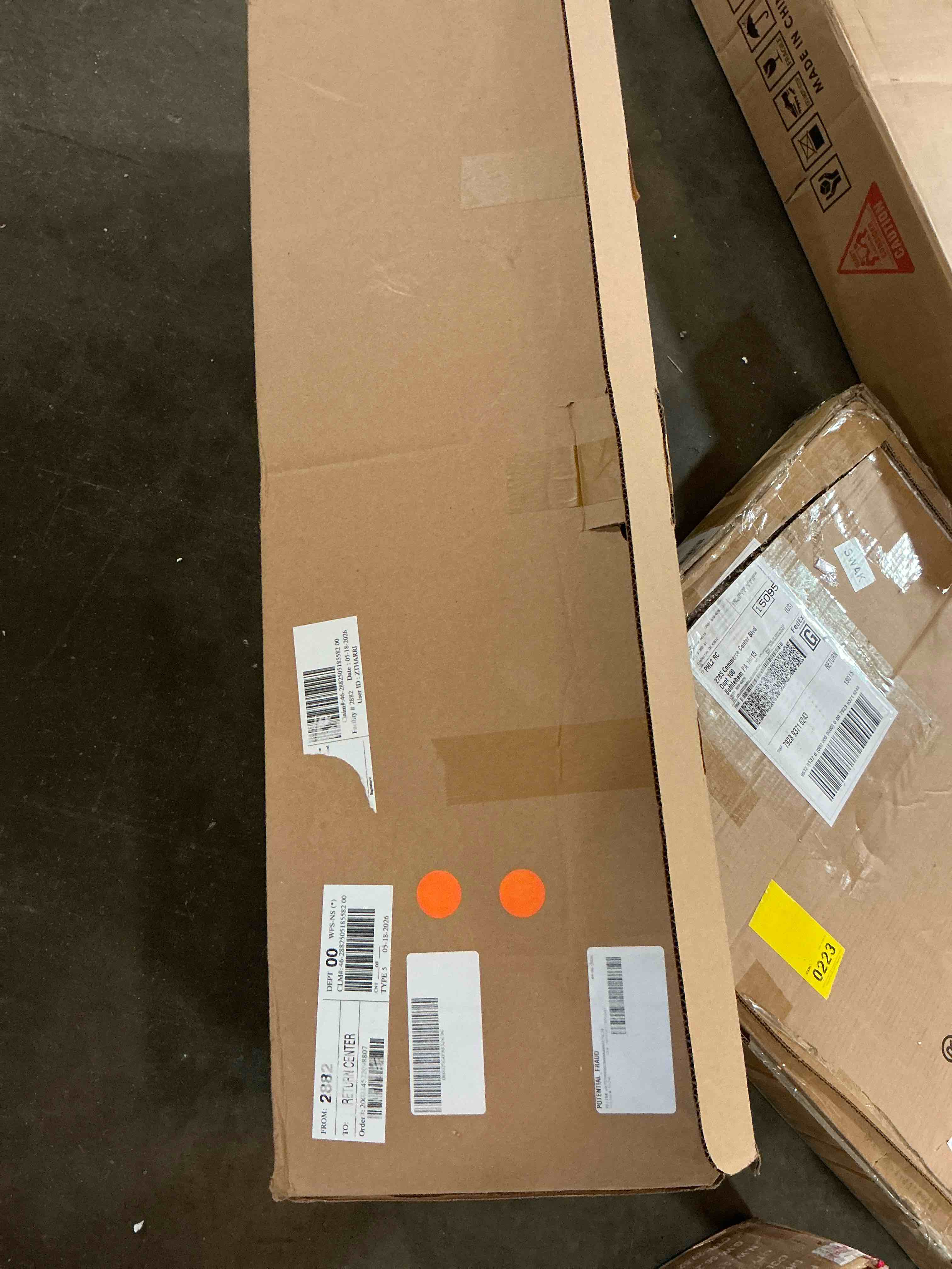 https://s3.amazonaws.com/lotting-images-prod/EmanualPiazza/TEA7036602_1781022252128.jpeg
