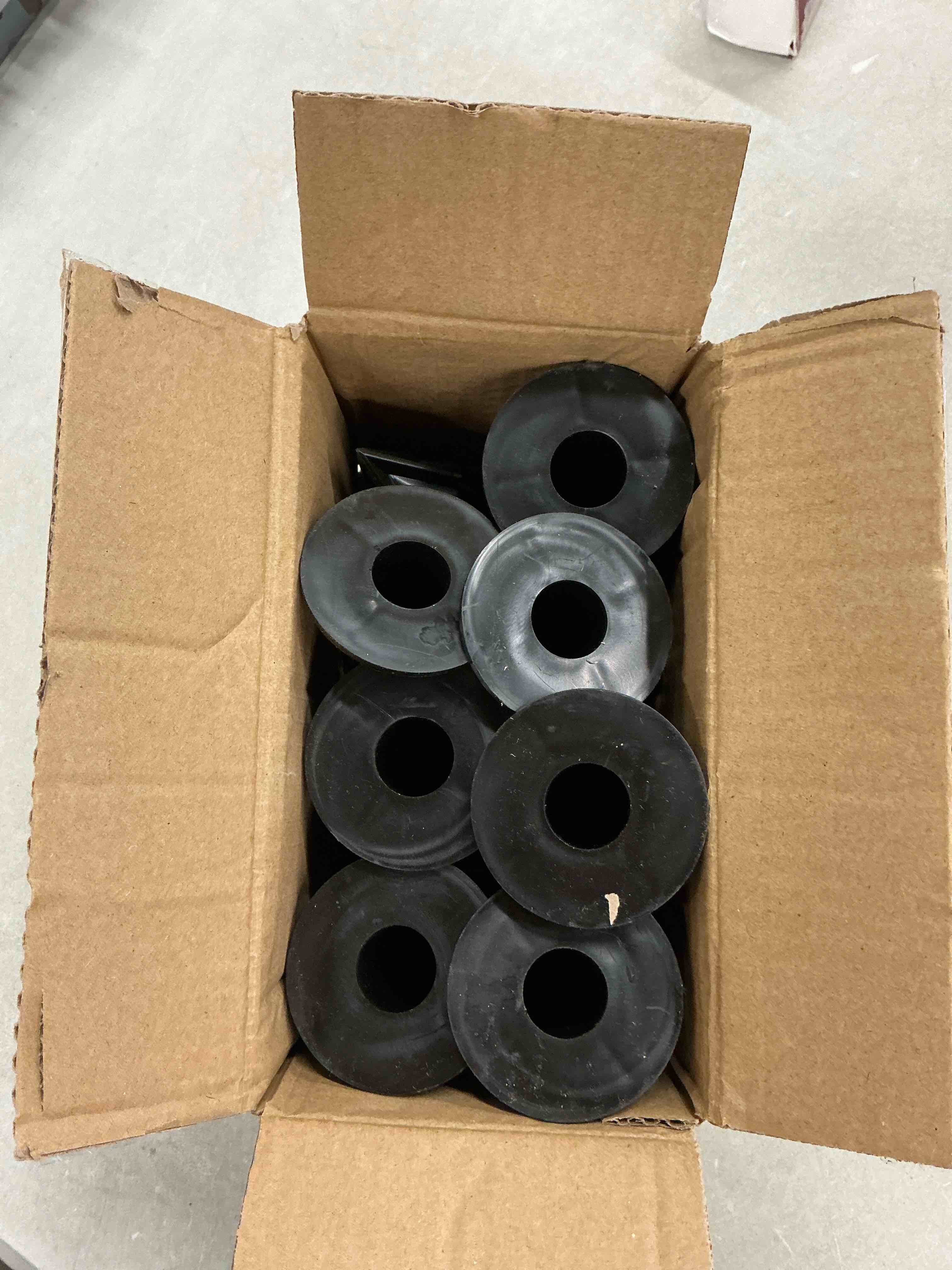 https://s3.amazonaws.com/lotting-images-prod/EmanualPiazza/TEA7037321_1781530073102.jpeg