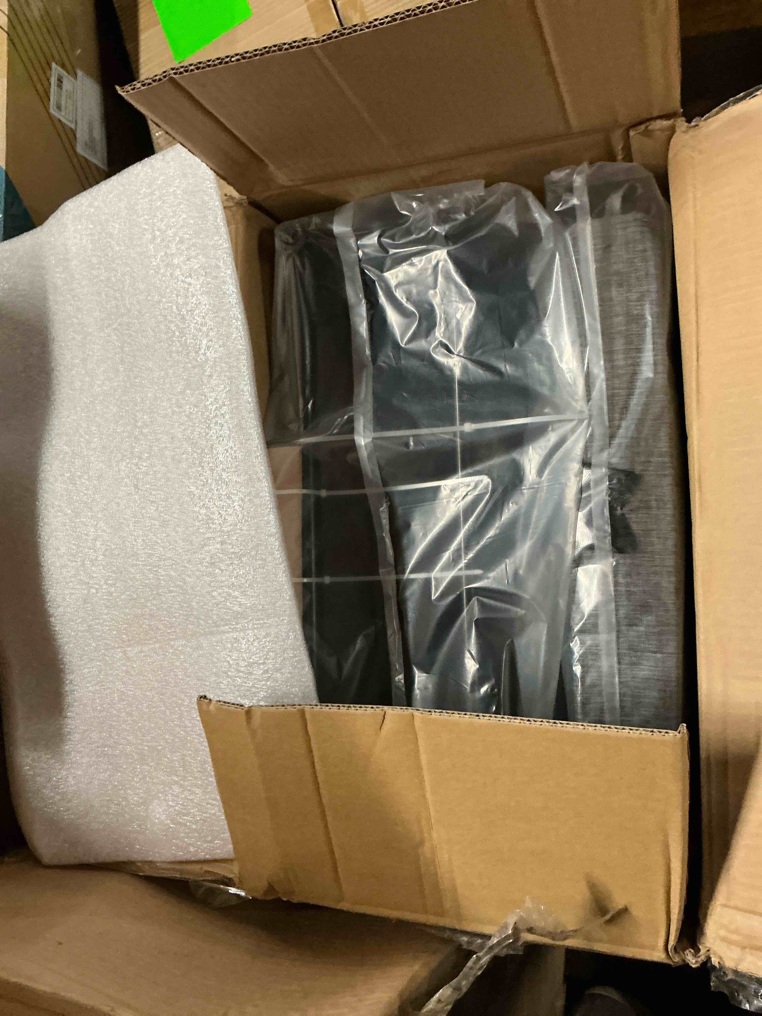 https://s3.amazonaws.com/lotting-images-prod/EmanualPiazza/TEA7037751_1781618883994.jpeg