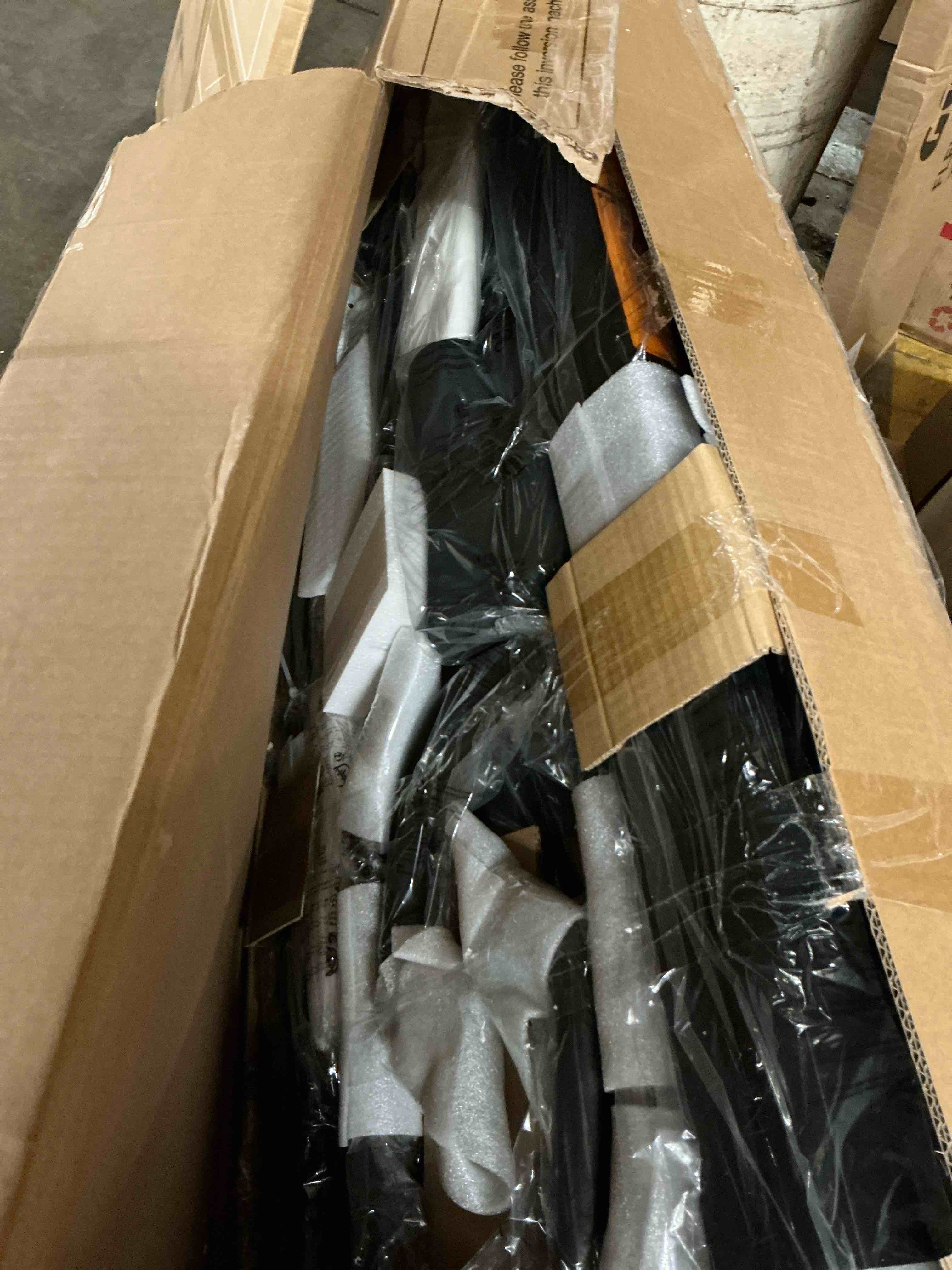 https://s3.amazonaws.com/lotting-images-prod/EmanualPiazza/TEA7037753_1781619113698.jpeg