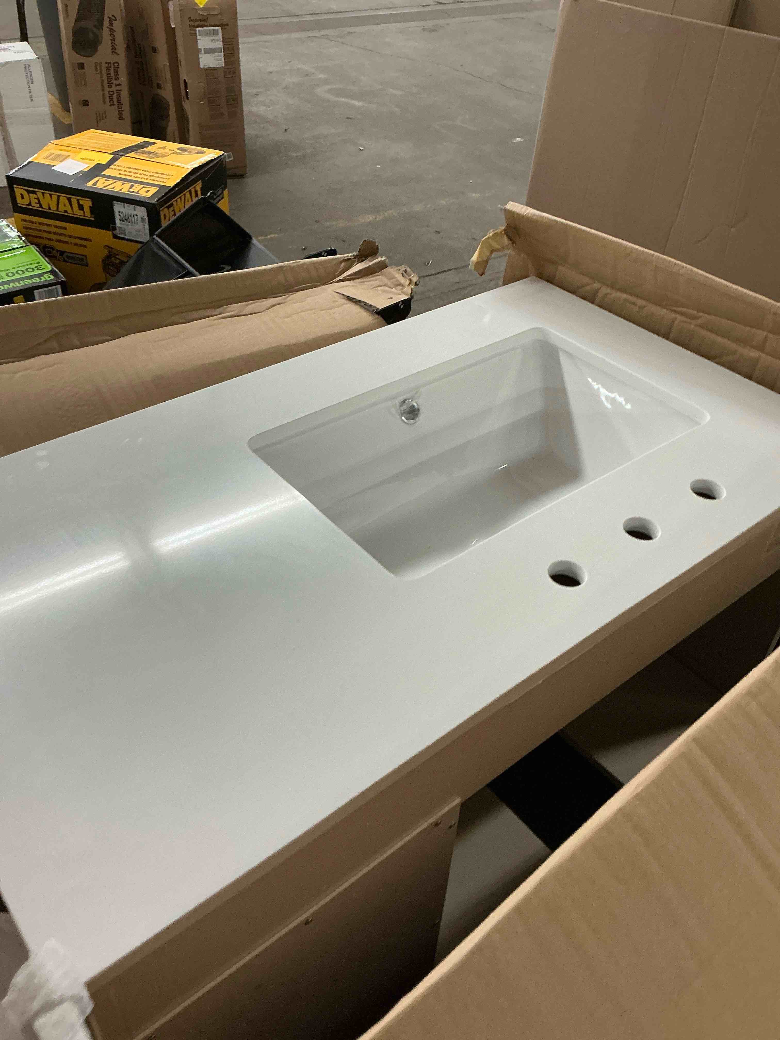 https://s3.amazonaws.com/lotting-images-prod/EmanualPiazza/TEA7039314_1782151992323.jpeg