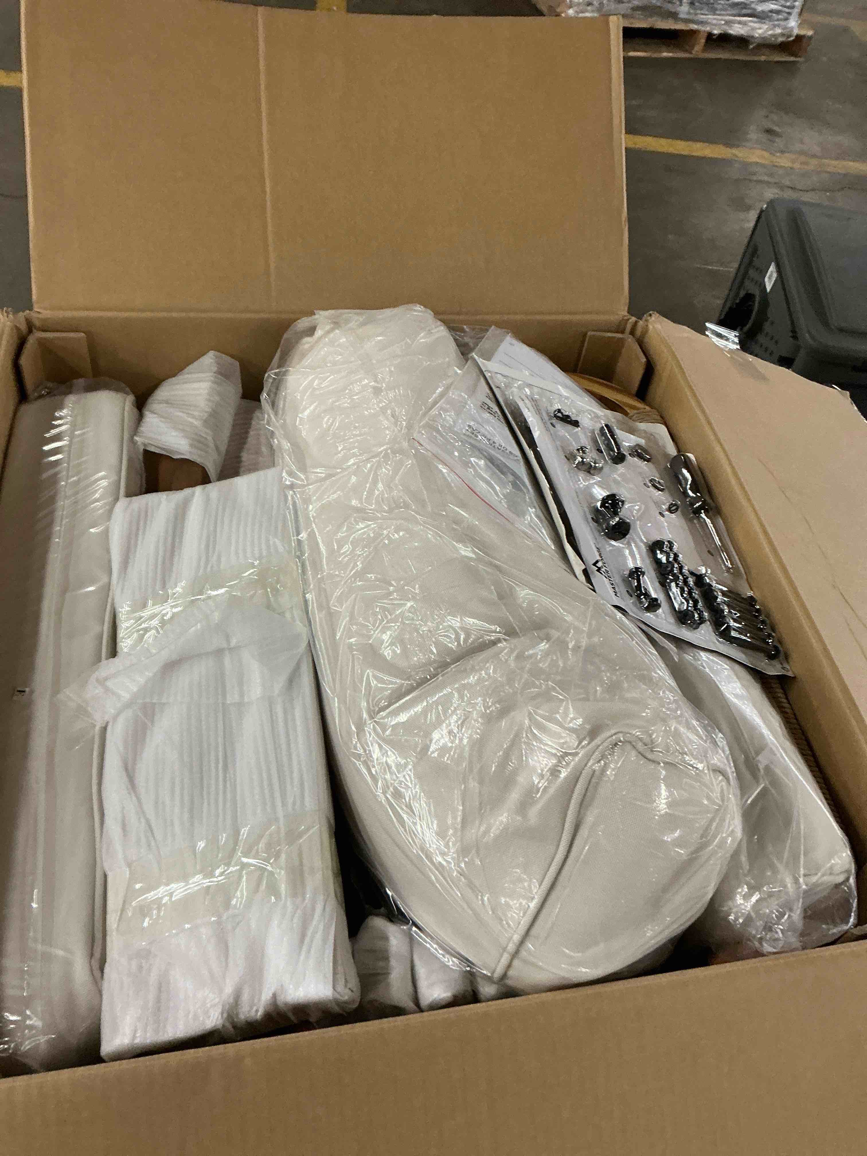 https://s3.amazonaws.com/lotting-images-prod/EmanualPiazza/TEA7039319_1782150374418.jpeg