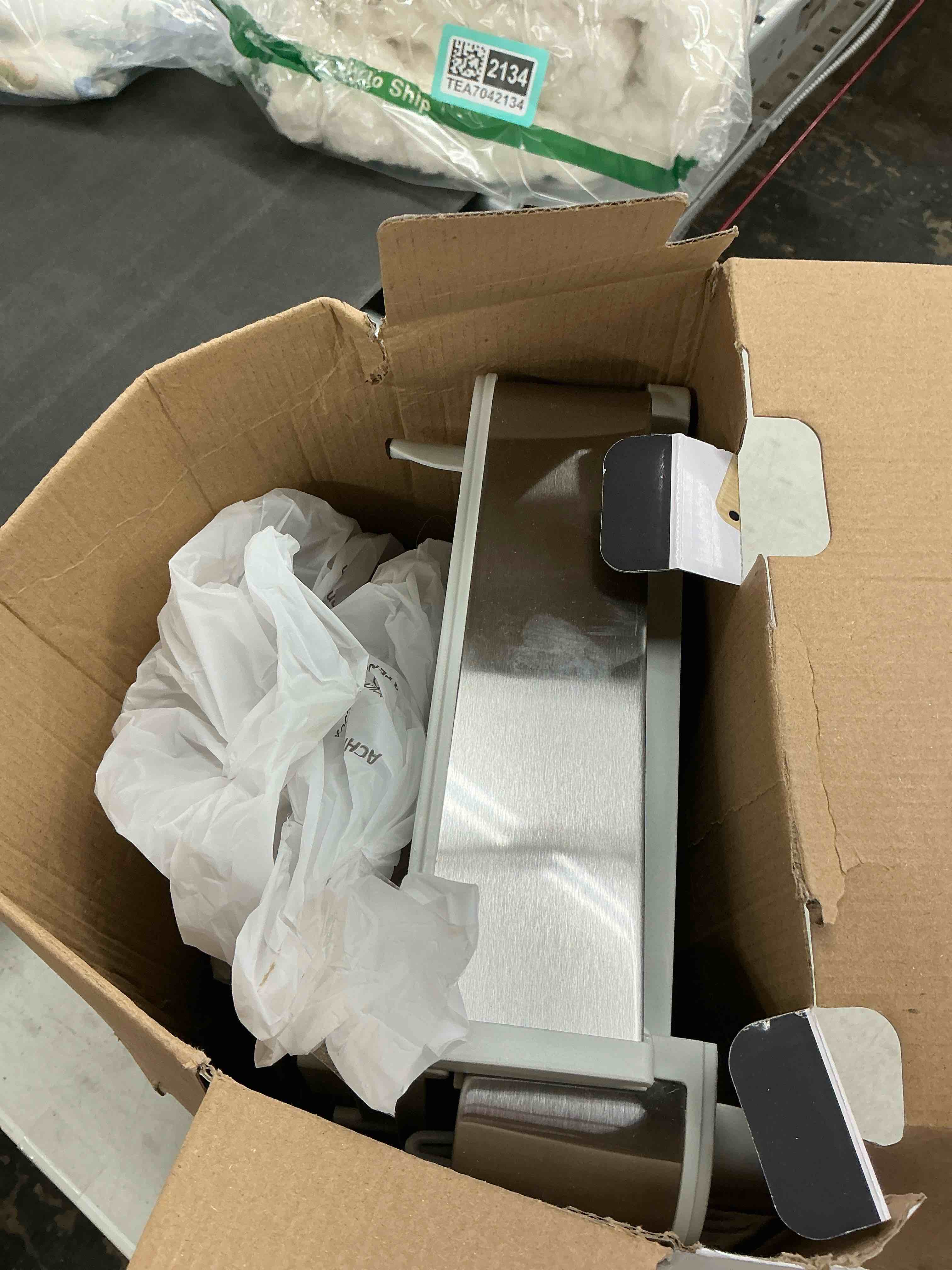 https://s3.amazonaws.com/lotting-images-prod/EmanualPiazza/TEA7042136_1781545307311.jpeg