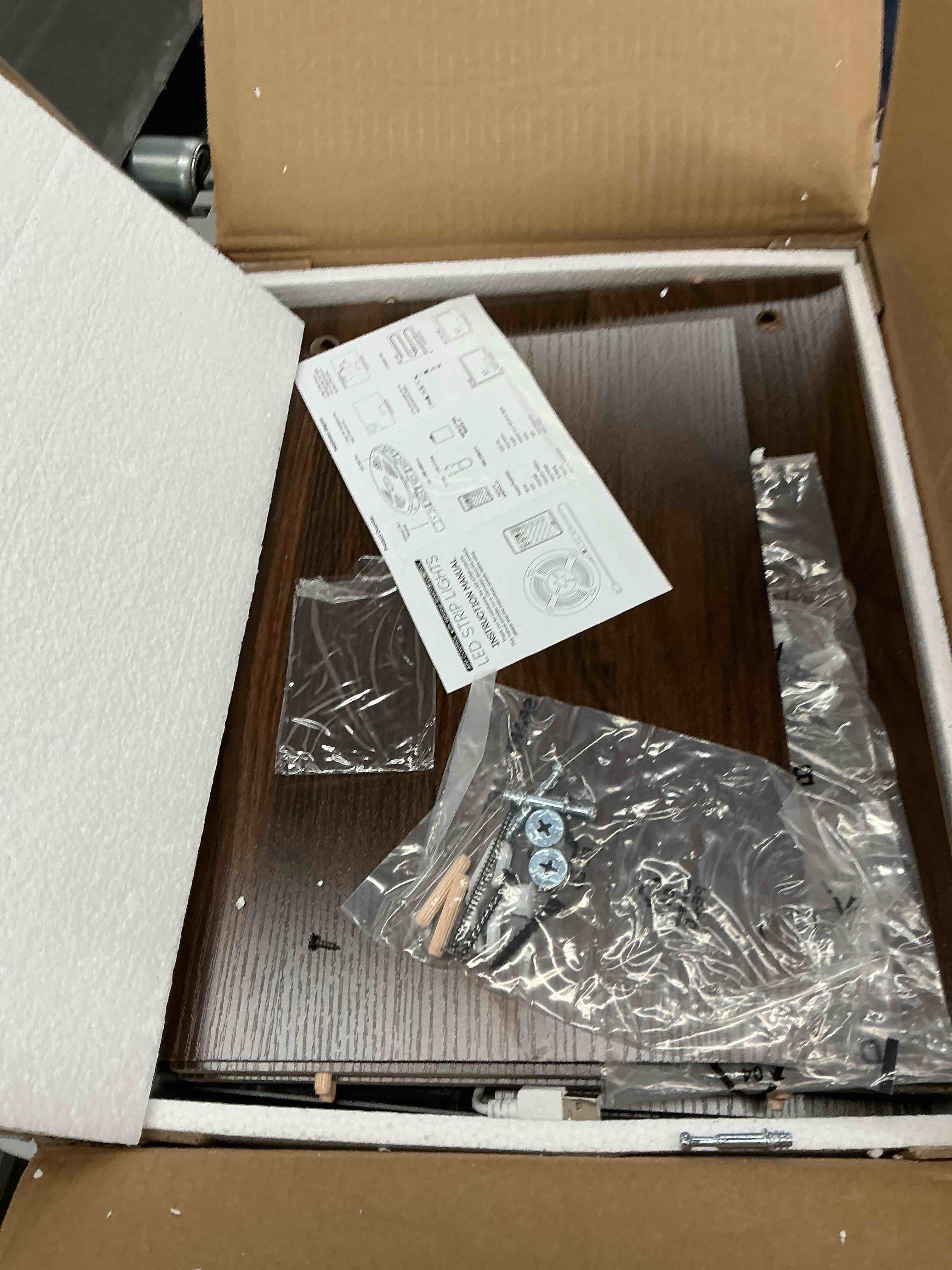 https://s3.amazonaws.com/lotting-images-prod/EmanualPiazza/TEA7387419_1788184191367.jpeg