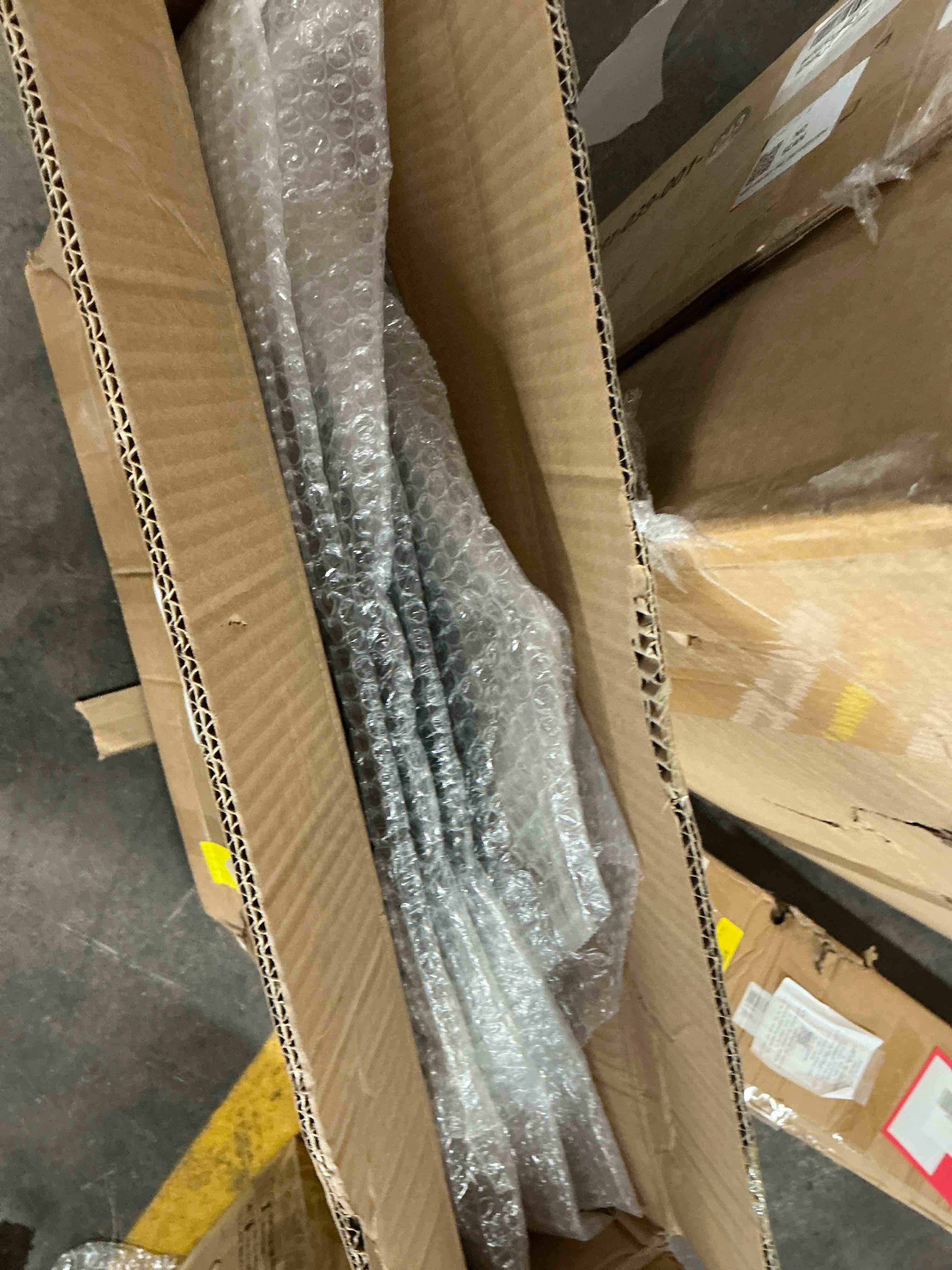 https://s3.amazonaws.com/lotting-images-prod/EmanualPiazza/TEA7390290_1789496226613.jpeg