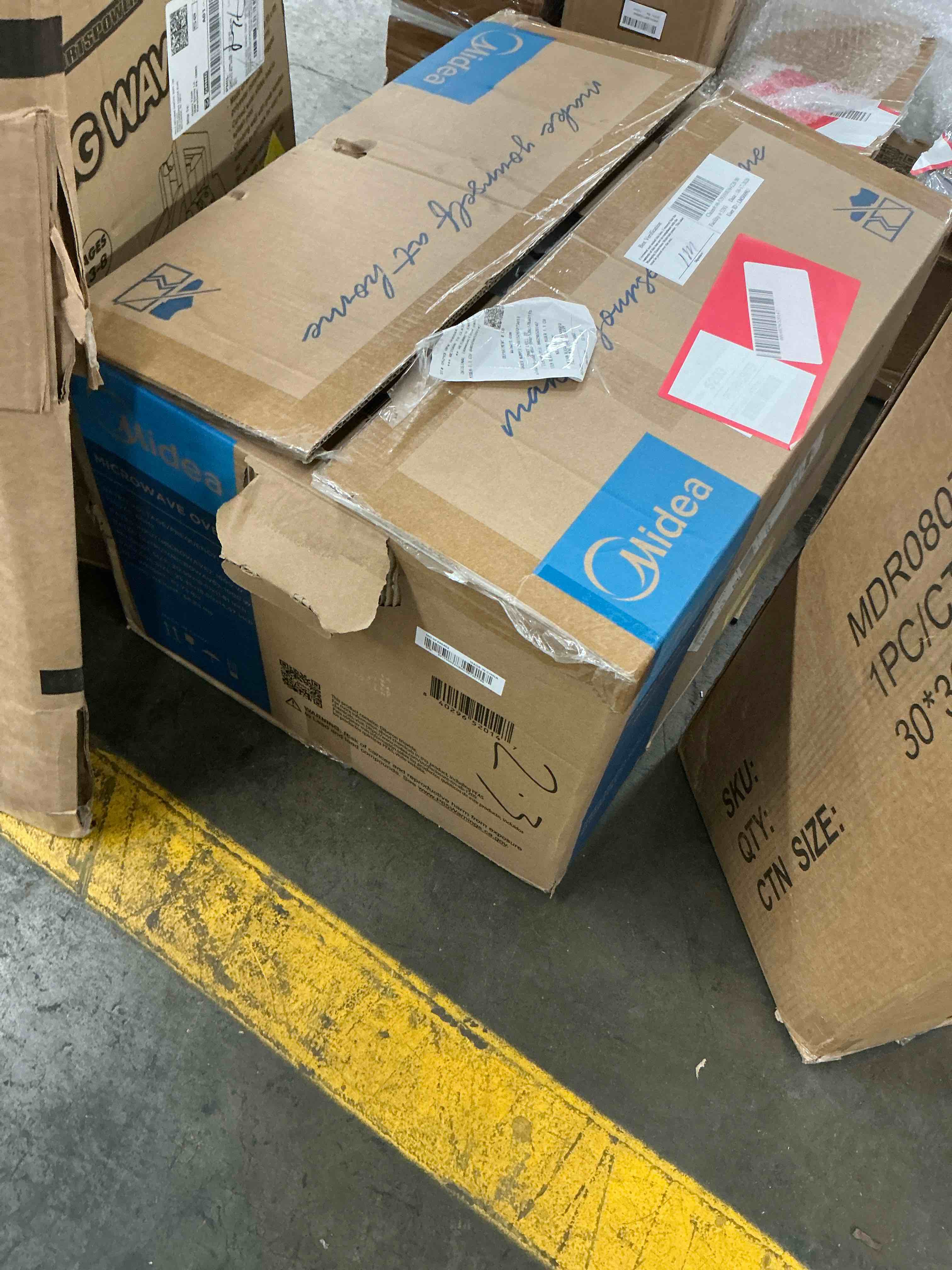 https://s3.amazonaws.com/lotting-images-prod/EmanualPiazza/TEA7390371_1789506275759.jpeg