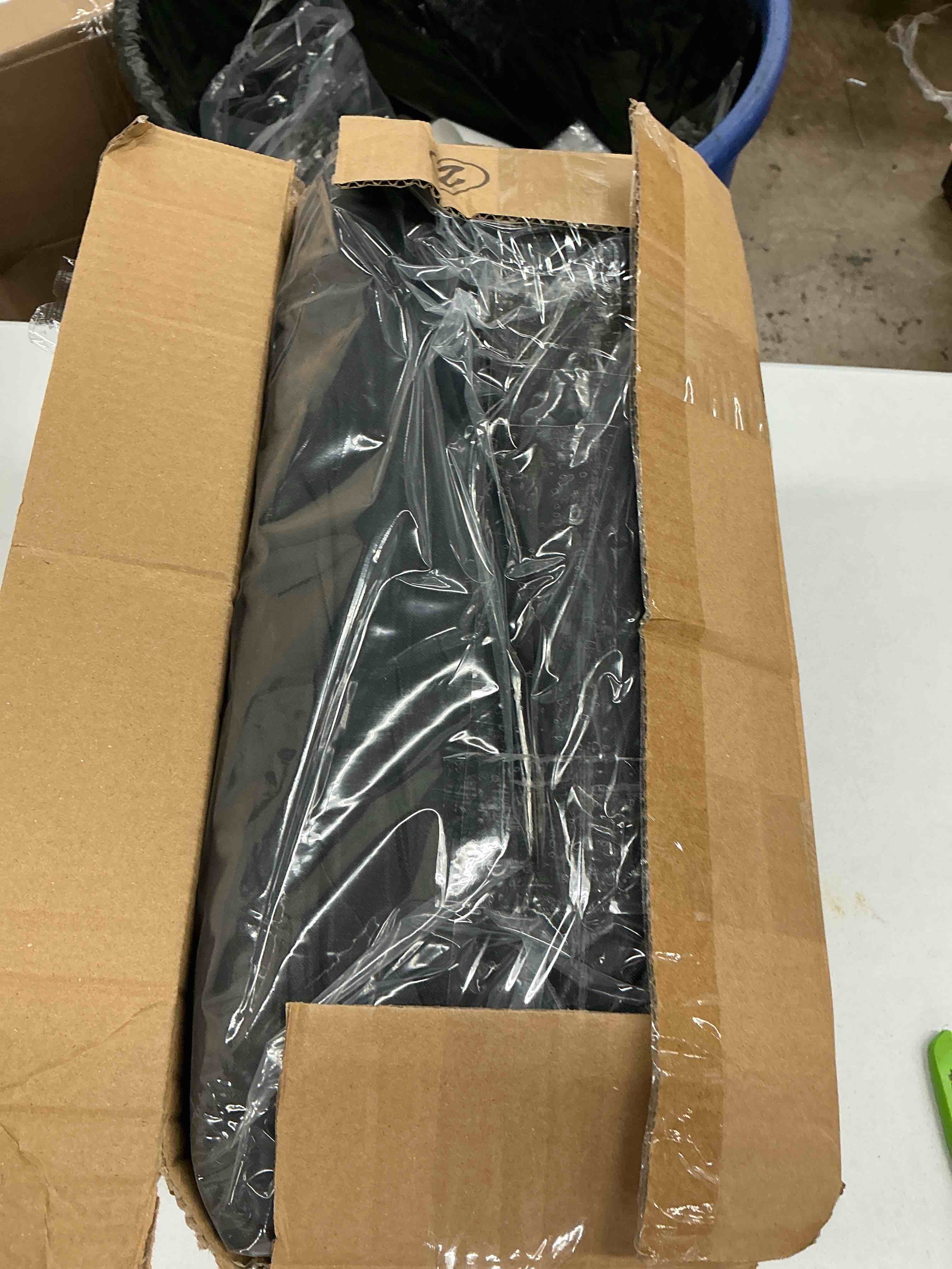 https://s3.amazonaws.com/lotting-images-prod/EmanualPiazza/TEA7396738_1789495504346.jpeg