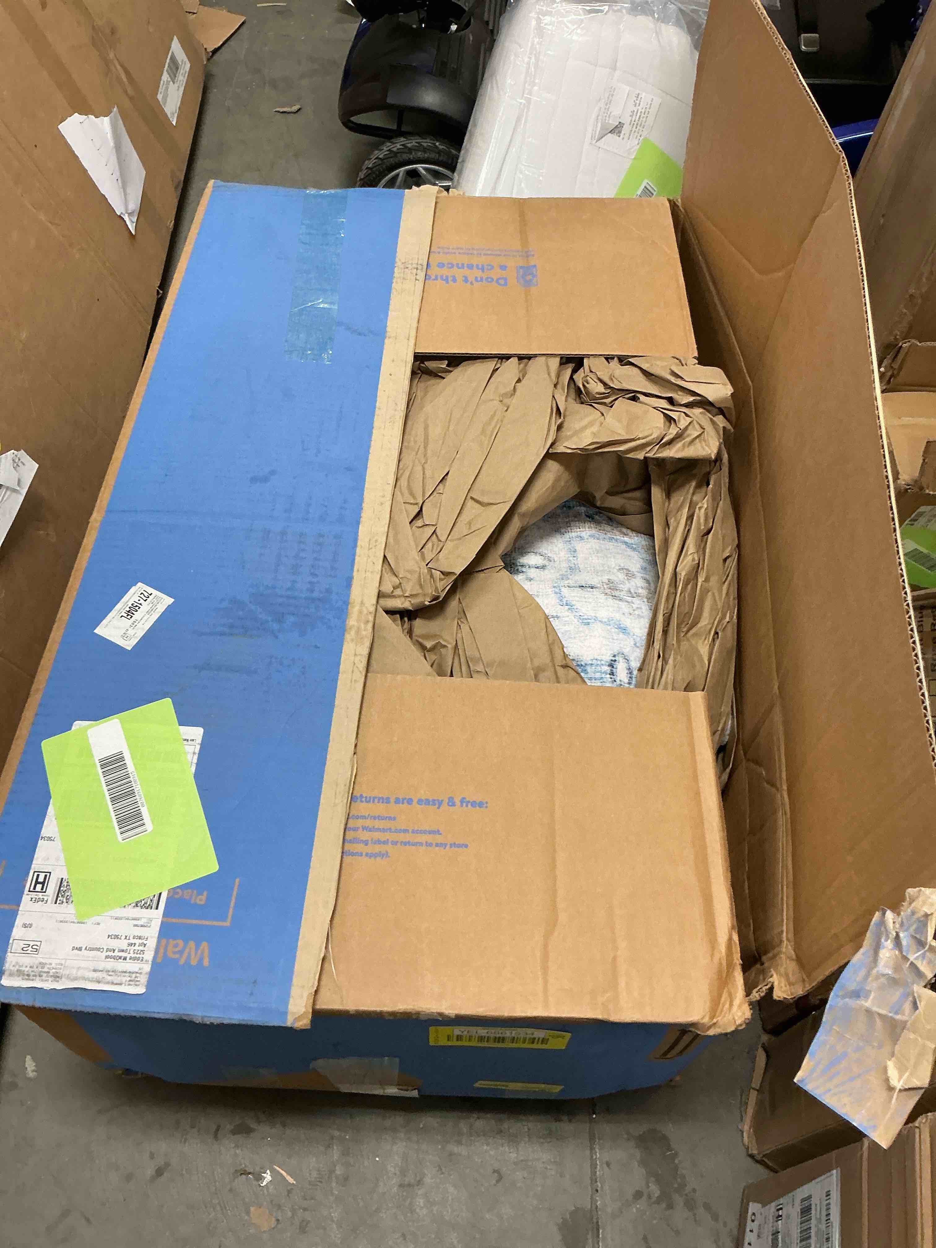 https://s3.amazonaws.com/lotting-images-prod/EmanualPiazza/YEL6861534_1744394157690.jpeg