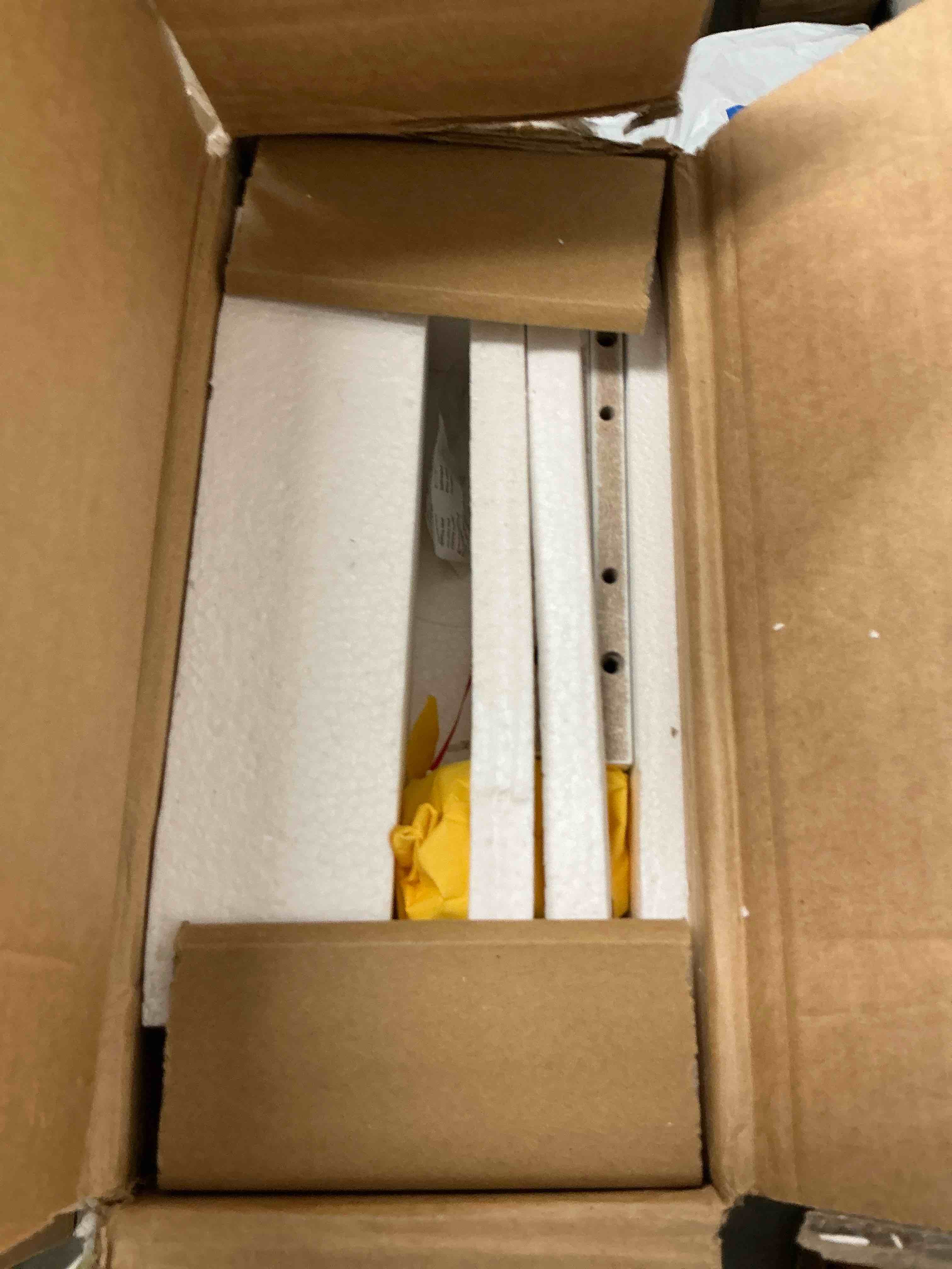 https://s3.amazonaws.com/lotting-images-prod/EmanualPiazza/YEL6861629_1745328602257.jpeg