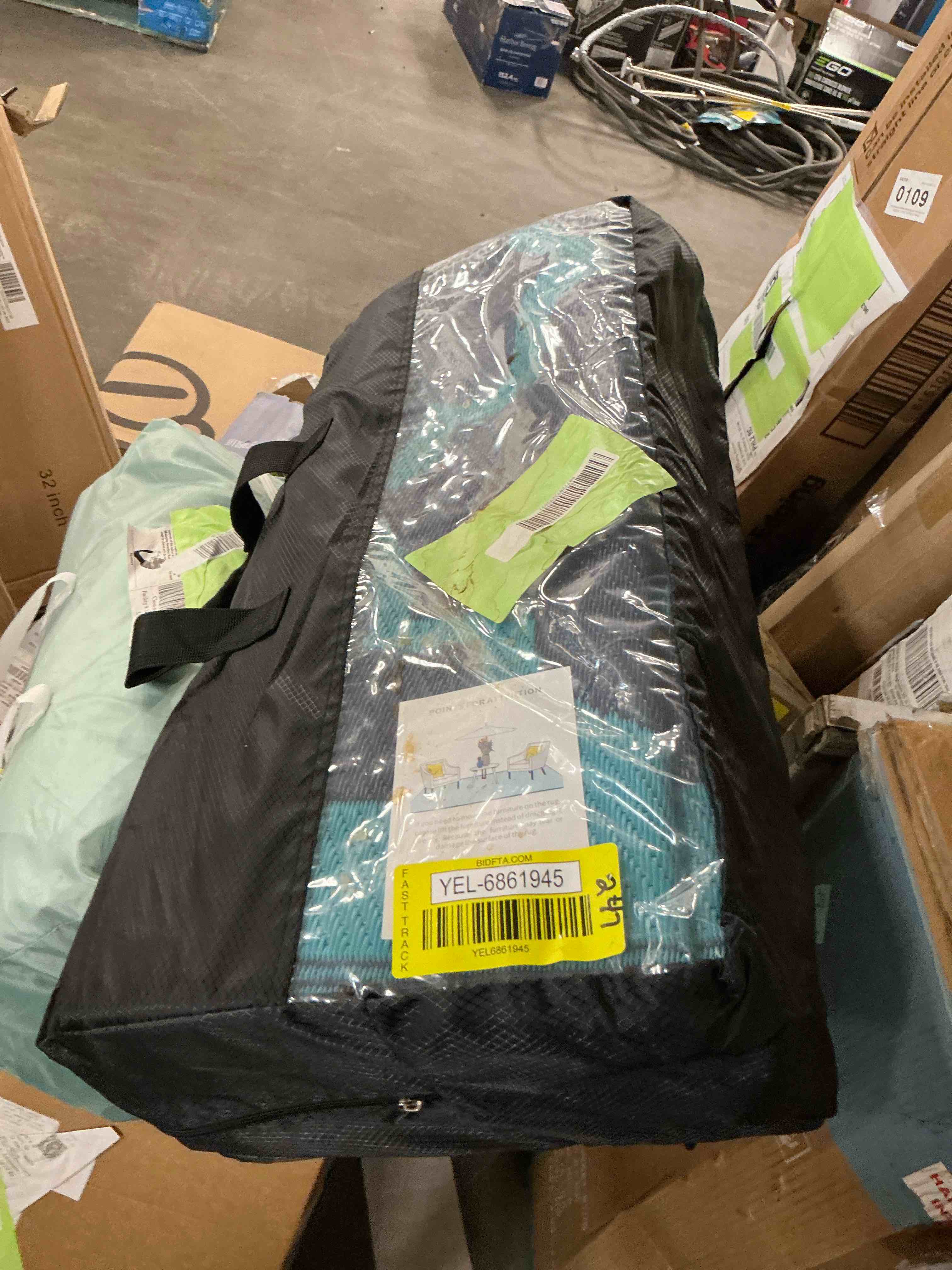 https://s3.amazonaws.com/lotting-images-prod/EmanualPiazza/YEL6861945_1745935241634.jpeg