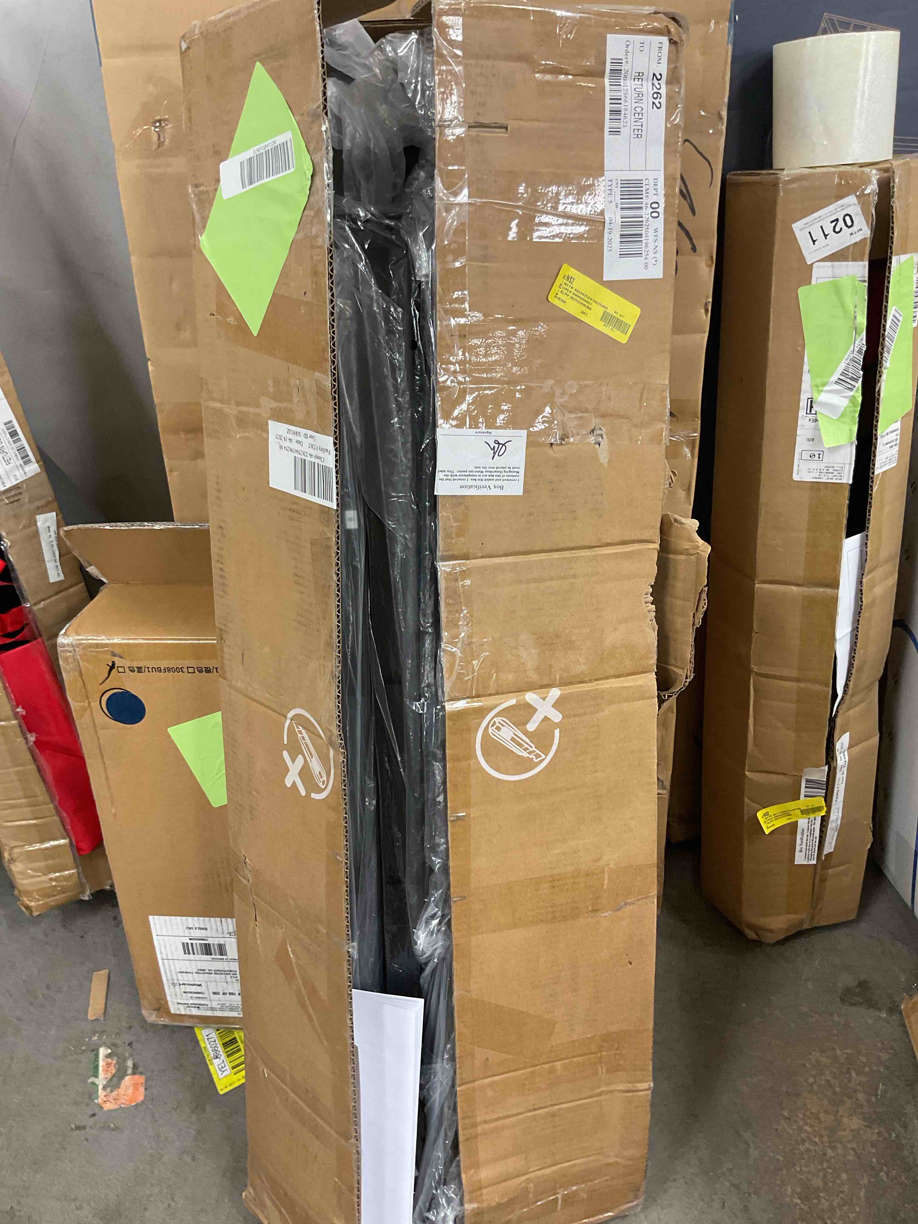 https://s3.amazonaws.com/lotting-images-prod/EmanualPiazza/YEL6862245_1746797917372.jpeg