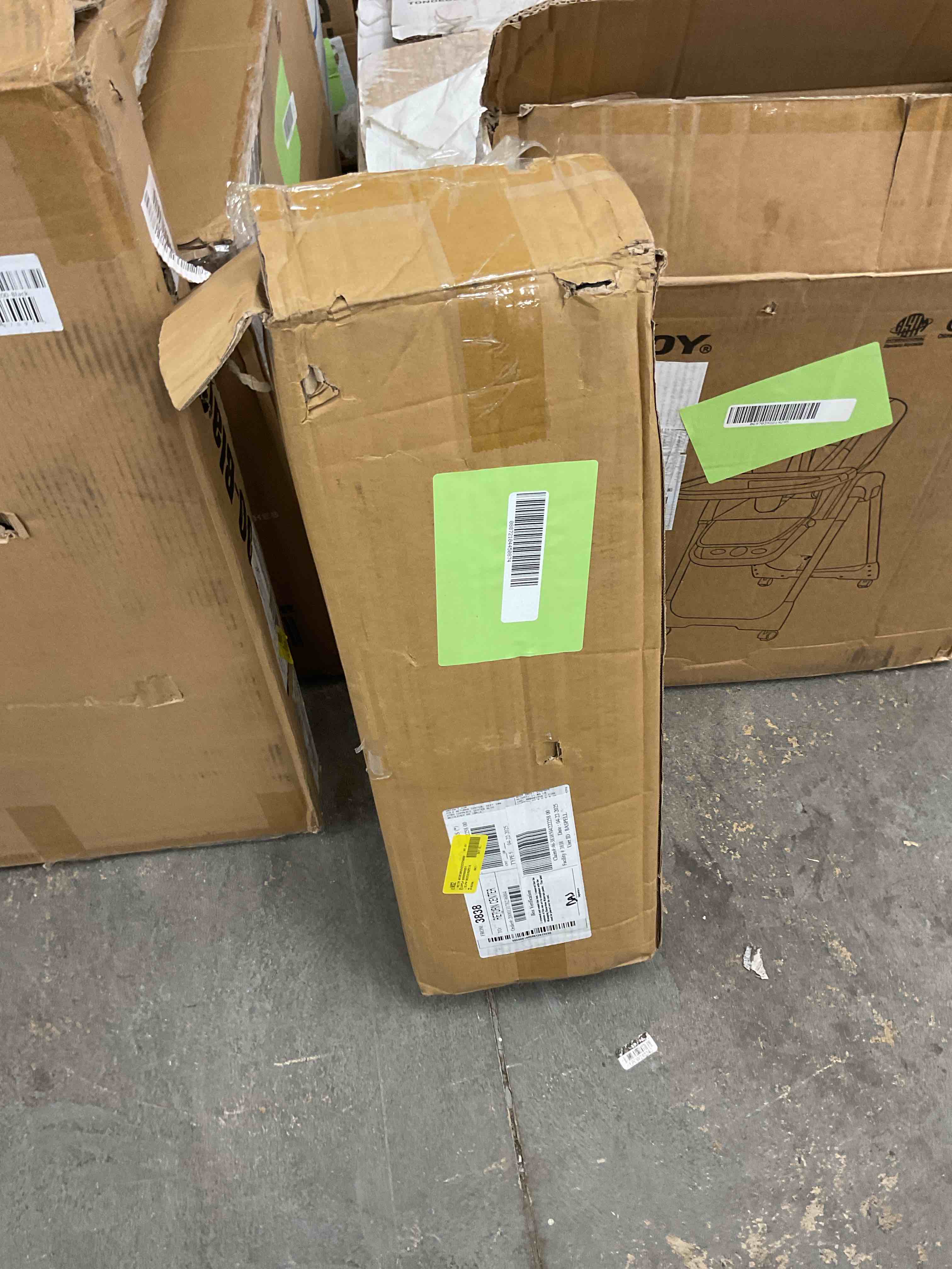 https://s3.amazonaws.com/lotting-images-prod/EmanualPiazza/YEL6862250_1746798415931.jpeg