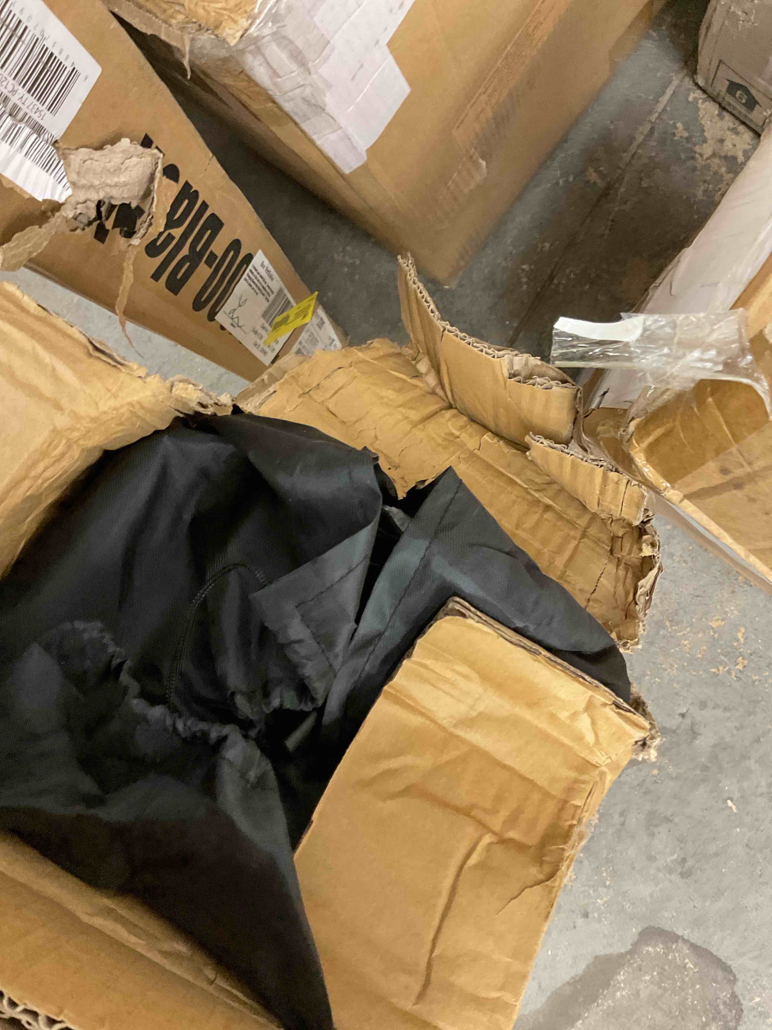 https://s3.amazonaws.com/lotting-images-prod/EmanualPiazza/YEL6862250_1746798419389.jpeg