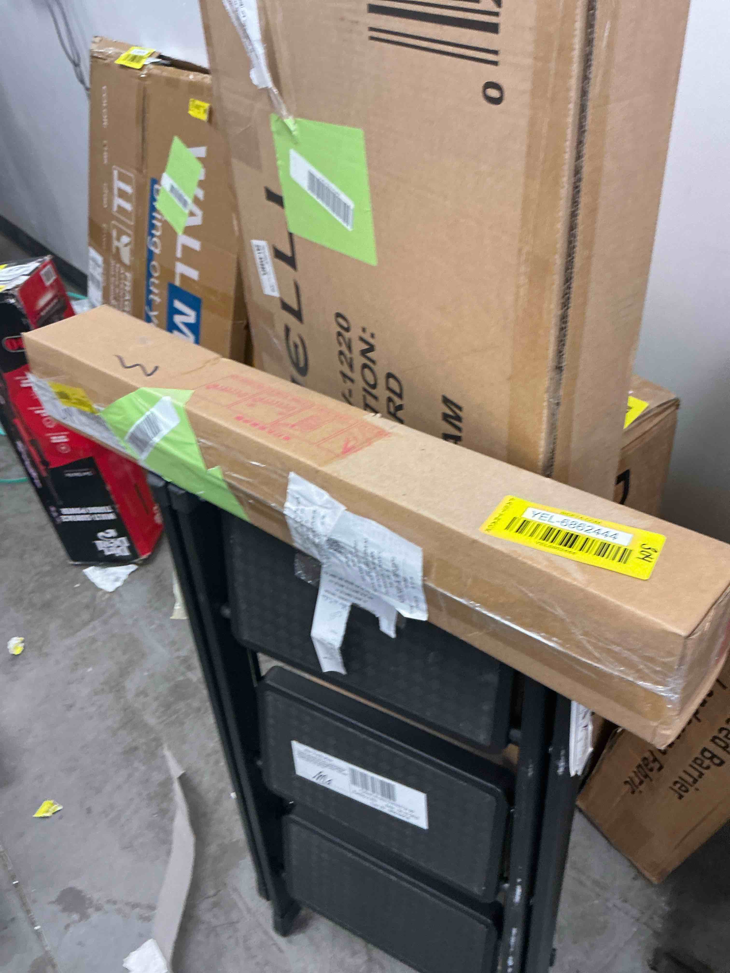 https://s3.amazonaws.com/lotting-images-prod/EmanualPiazza/YEL6862444_1746818954509.jpeg