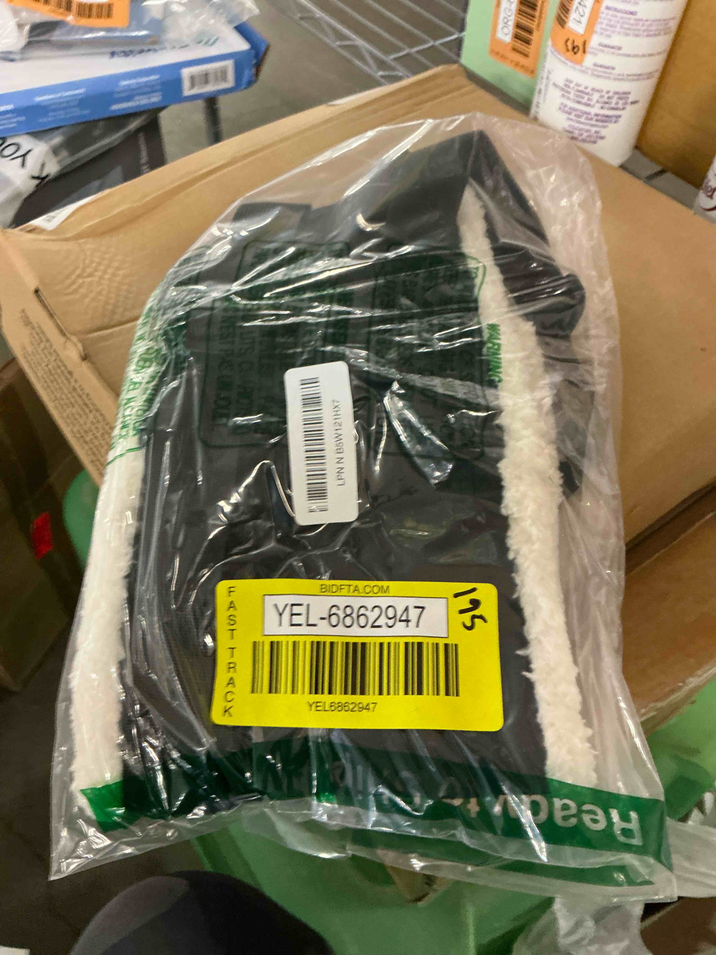 https://s3.amazonaws.com/lotting-images-prod/EmanualPiazza/YEL6862947_1744732947040.jpeg