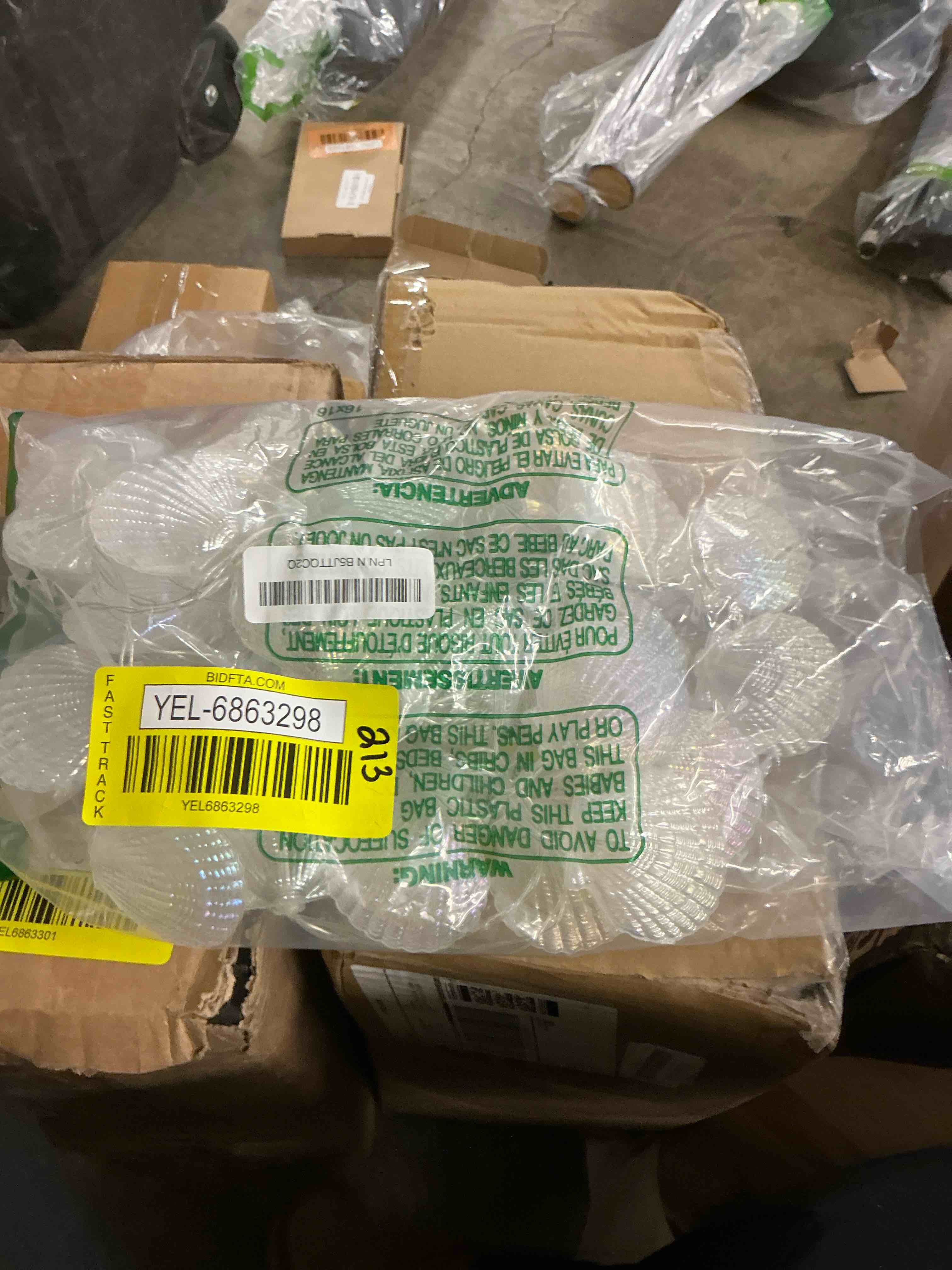 https://s3.amazonaws.com/lotting-images-prod/EmanualPiazza/YEL6863298_1745263703736.jpeg