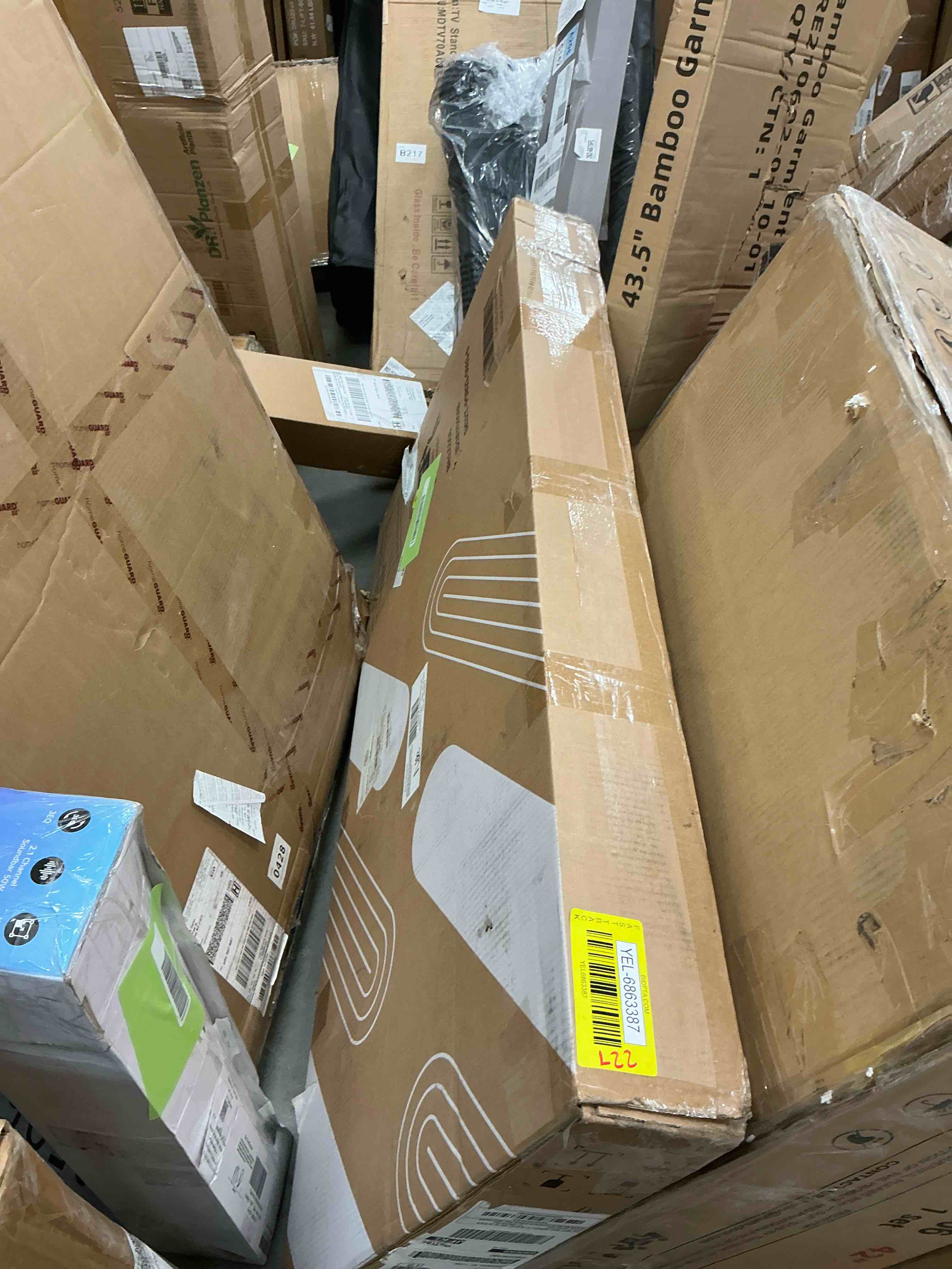 https://s3.amazonaws.com/lotting-images-prod/EmanualPiazza/YEL6863387_1745515317416.jpeg