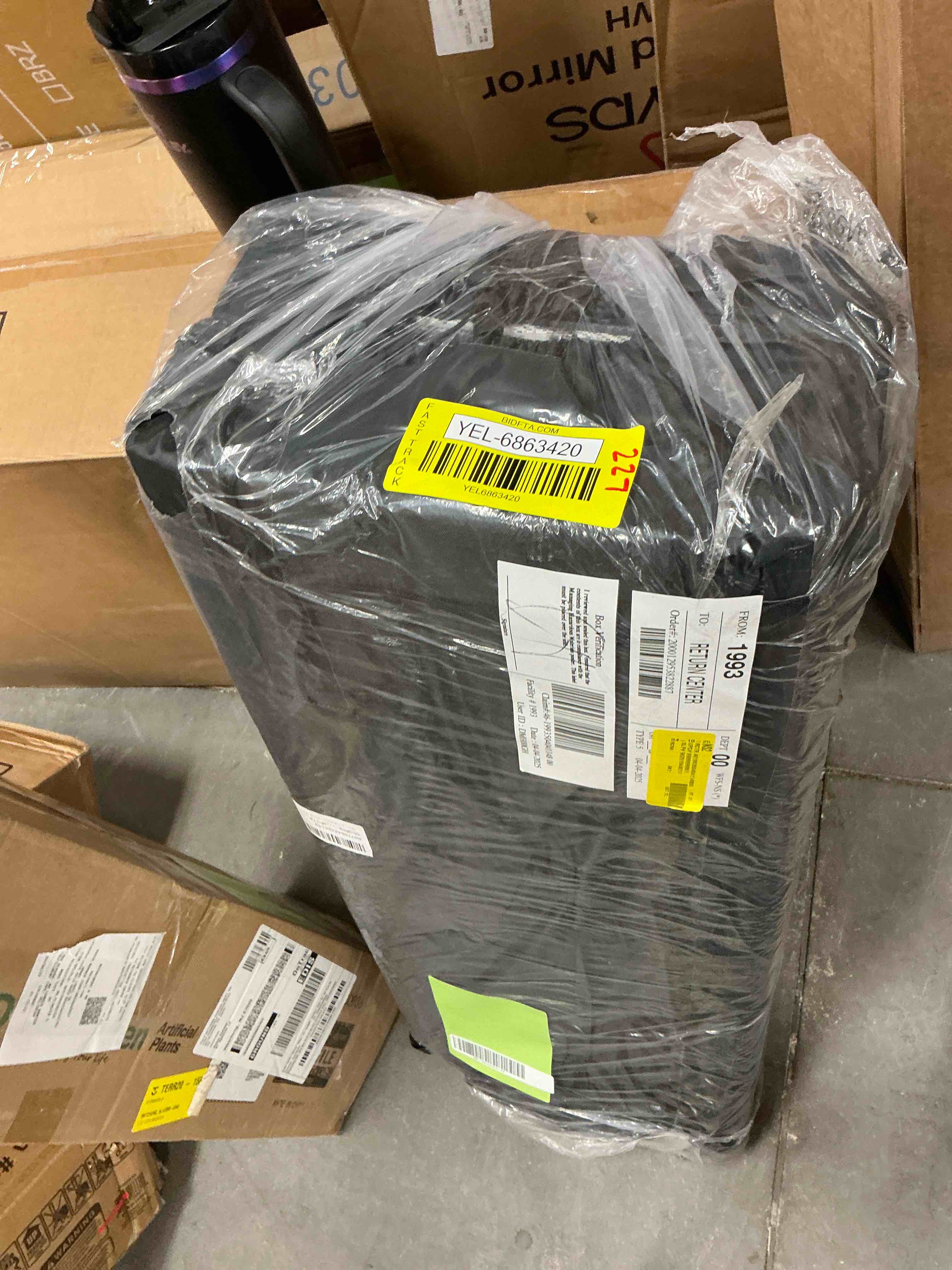 https://s3.amazonaws.com/lotting-images-prod/EmanualPiazza/YEL6863420_1745516178813.jpeg