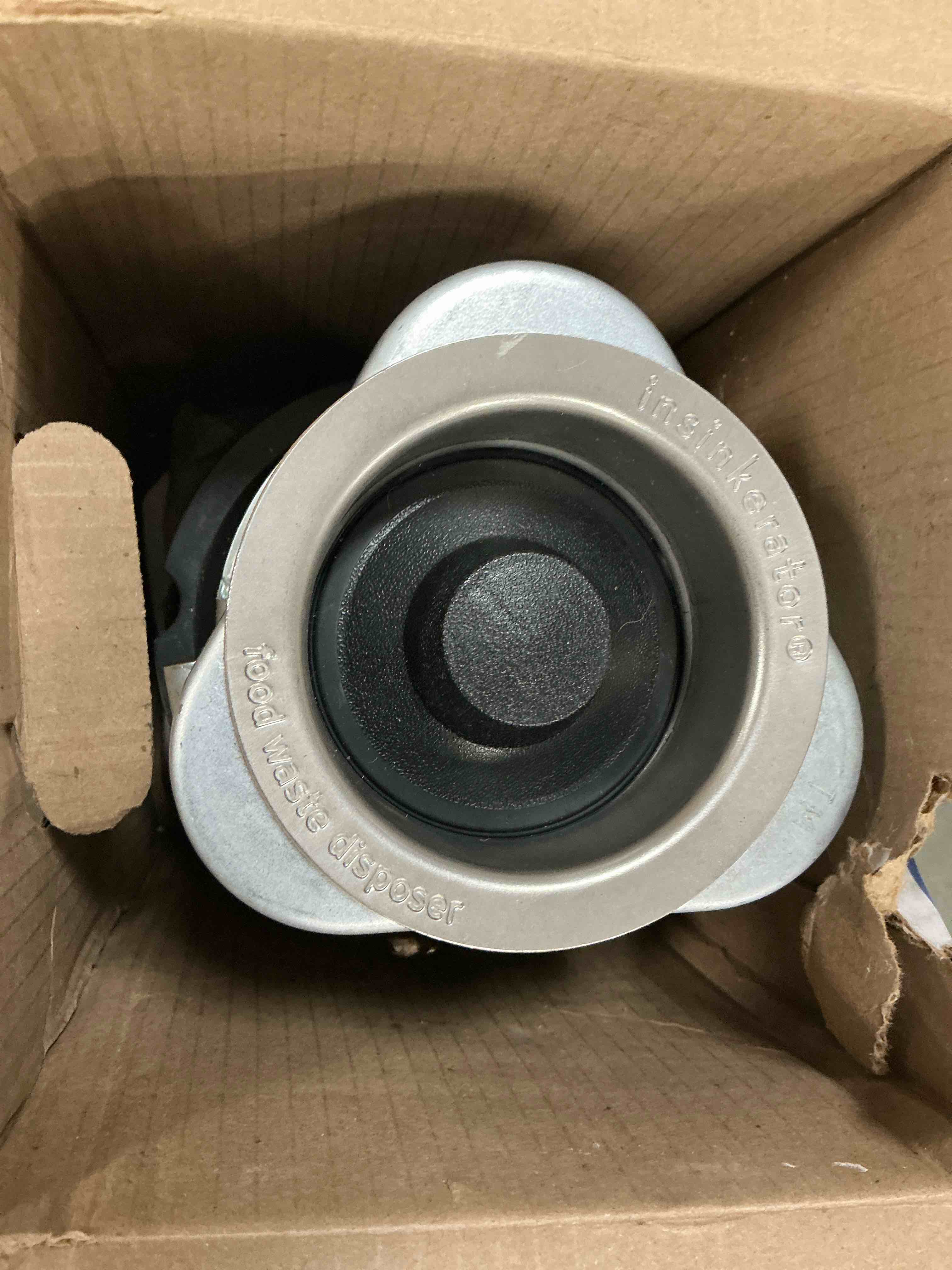 https://s3.amazonaws.com/lotting-images-prod/EmanualPiazza/YEL6863496_1745577084761.jpeg