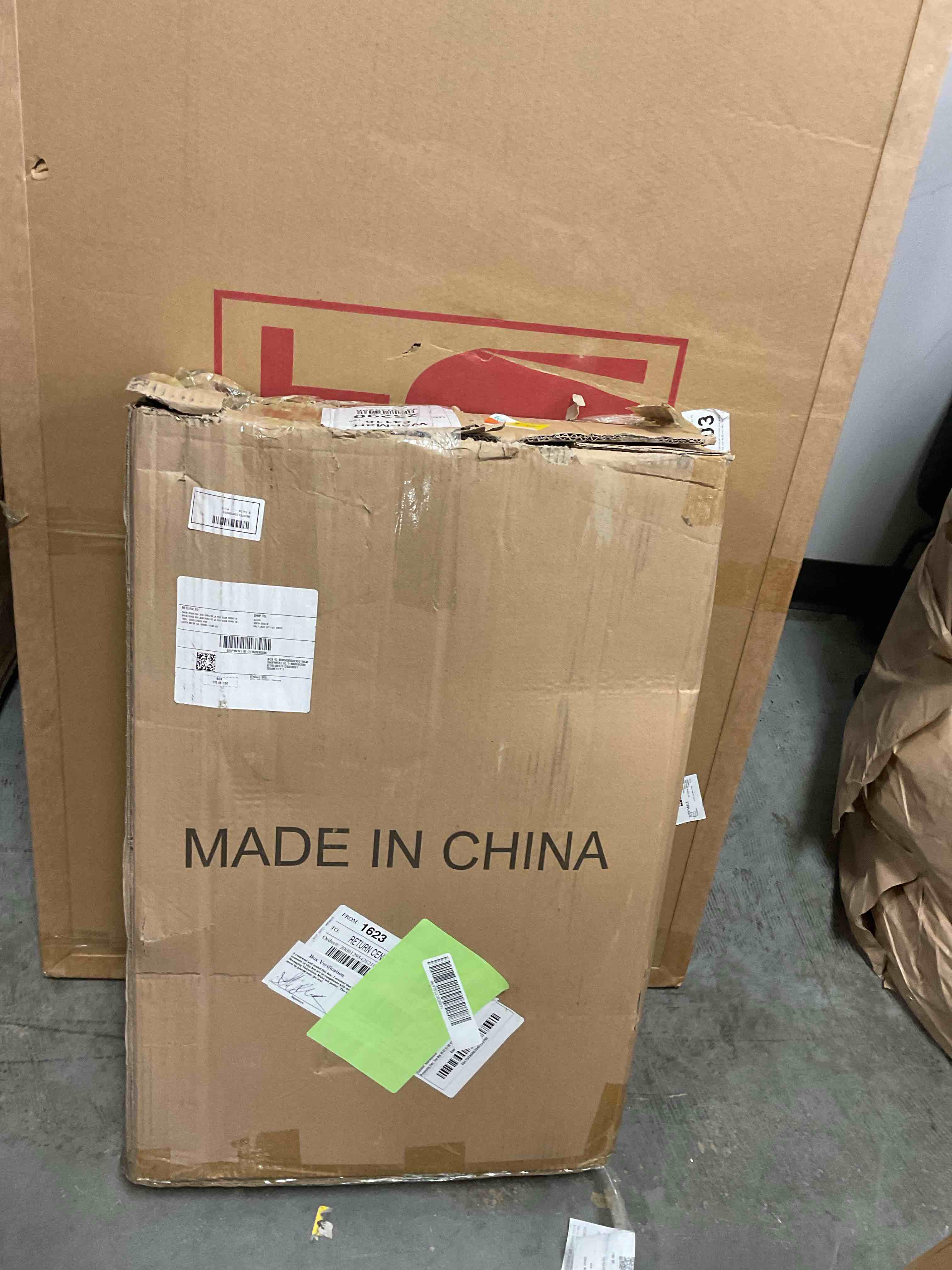 https://s3.amazonaws.com/lotting-images-prod/EmanualPiazza/YEL6863563_1745588229192.jpeg
