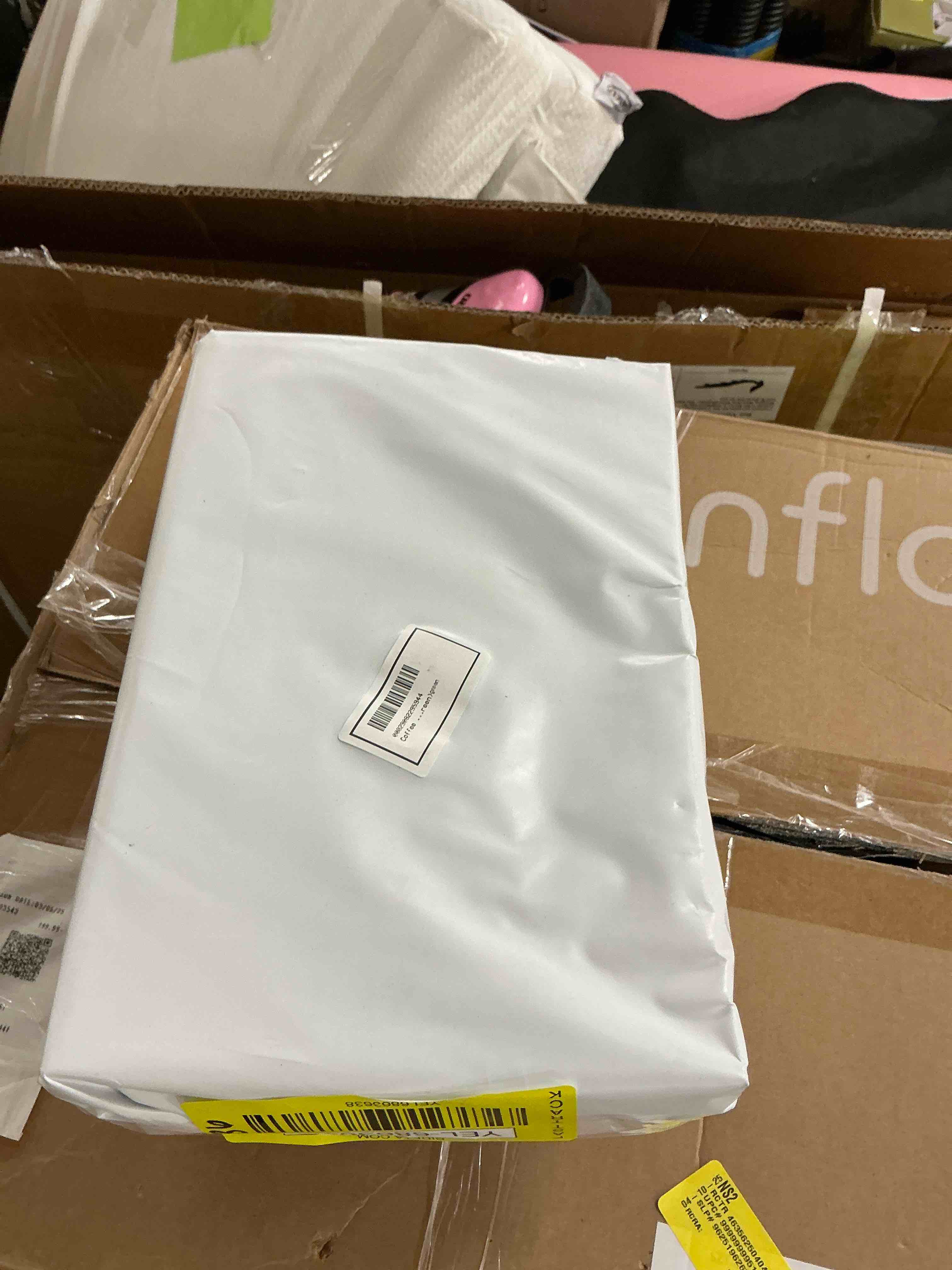 https://s3.amazonaws.com/lotting-images-prod/EmanualPiazza/YEL6863638_1745593772847.jpeg