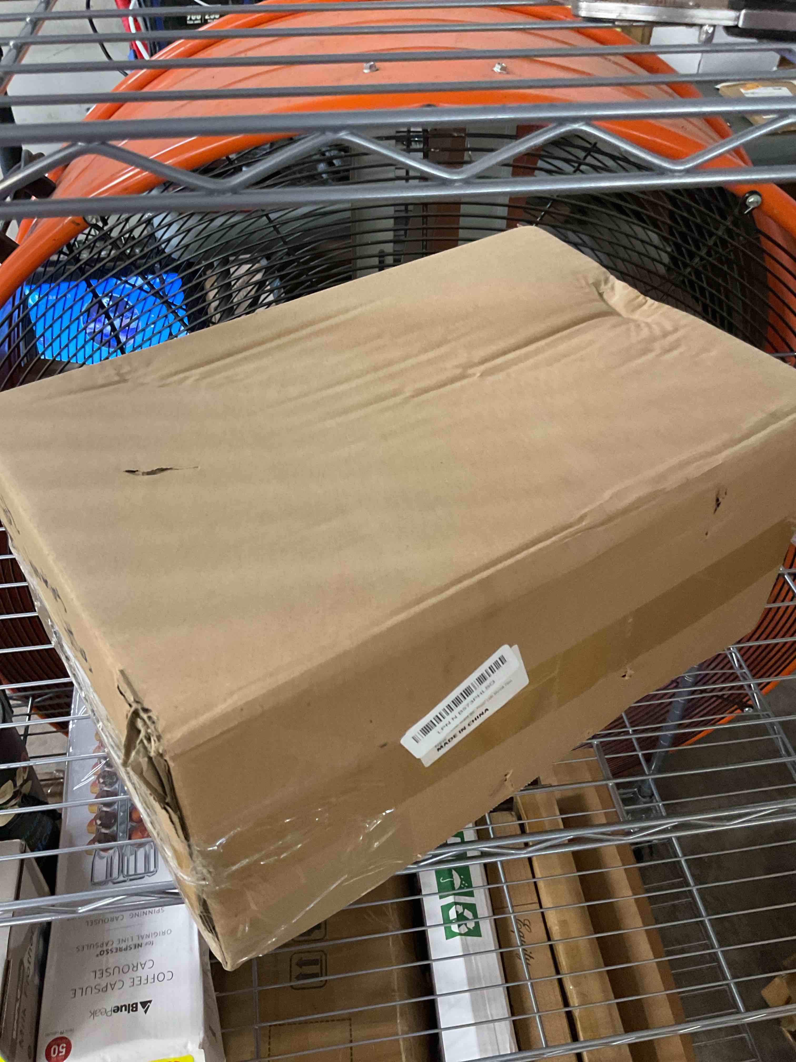 https://s3.amazonaws.com/lotting-images-prod/EmanualPiazza/YEL6863702_1745939673923.jpeg