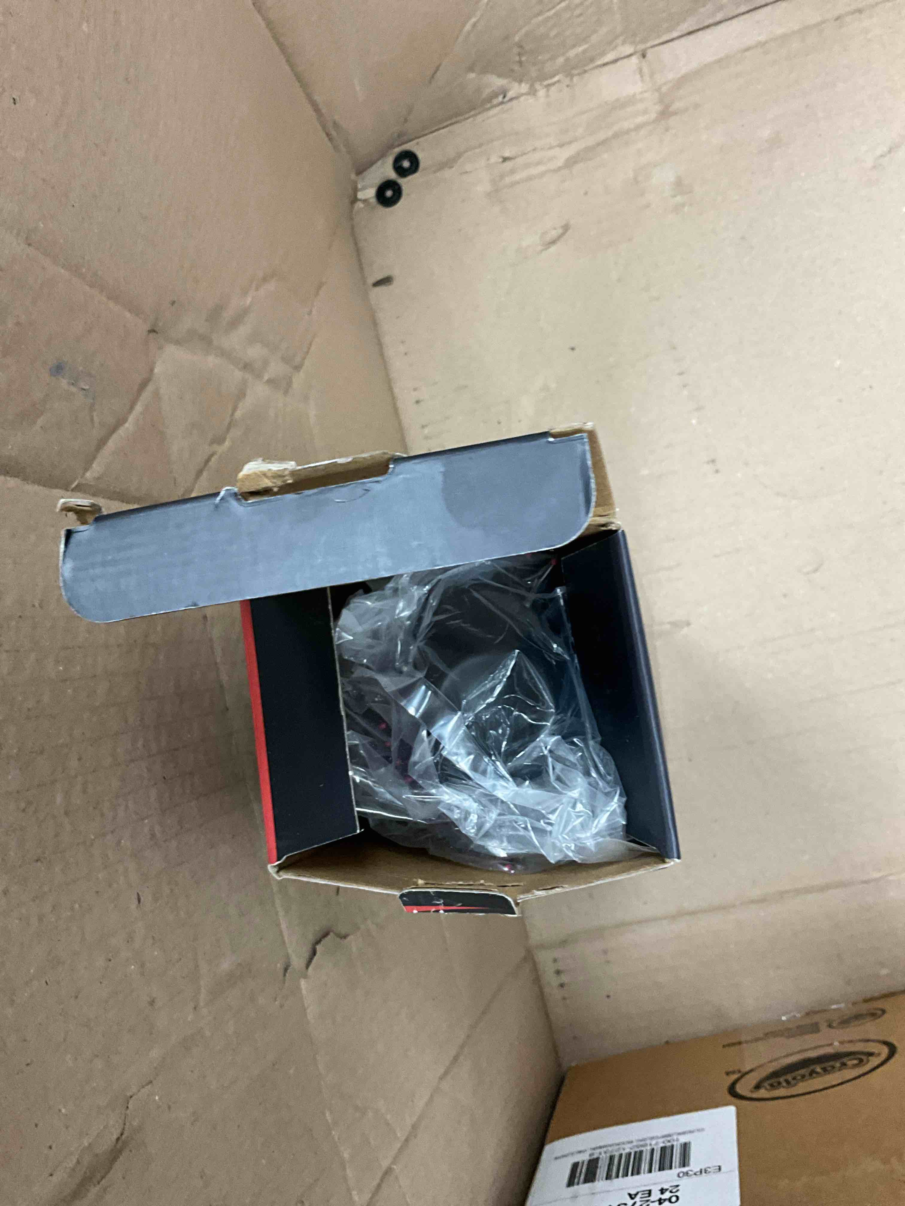 https://s3.amazonaws.com/lotting-images-prod/EmanualPiazza/YEL6863961_1746210757621.jpeg