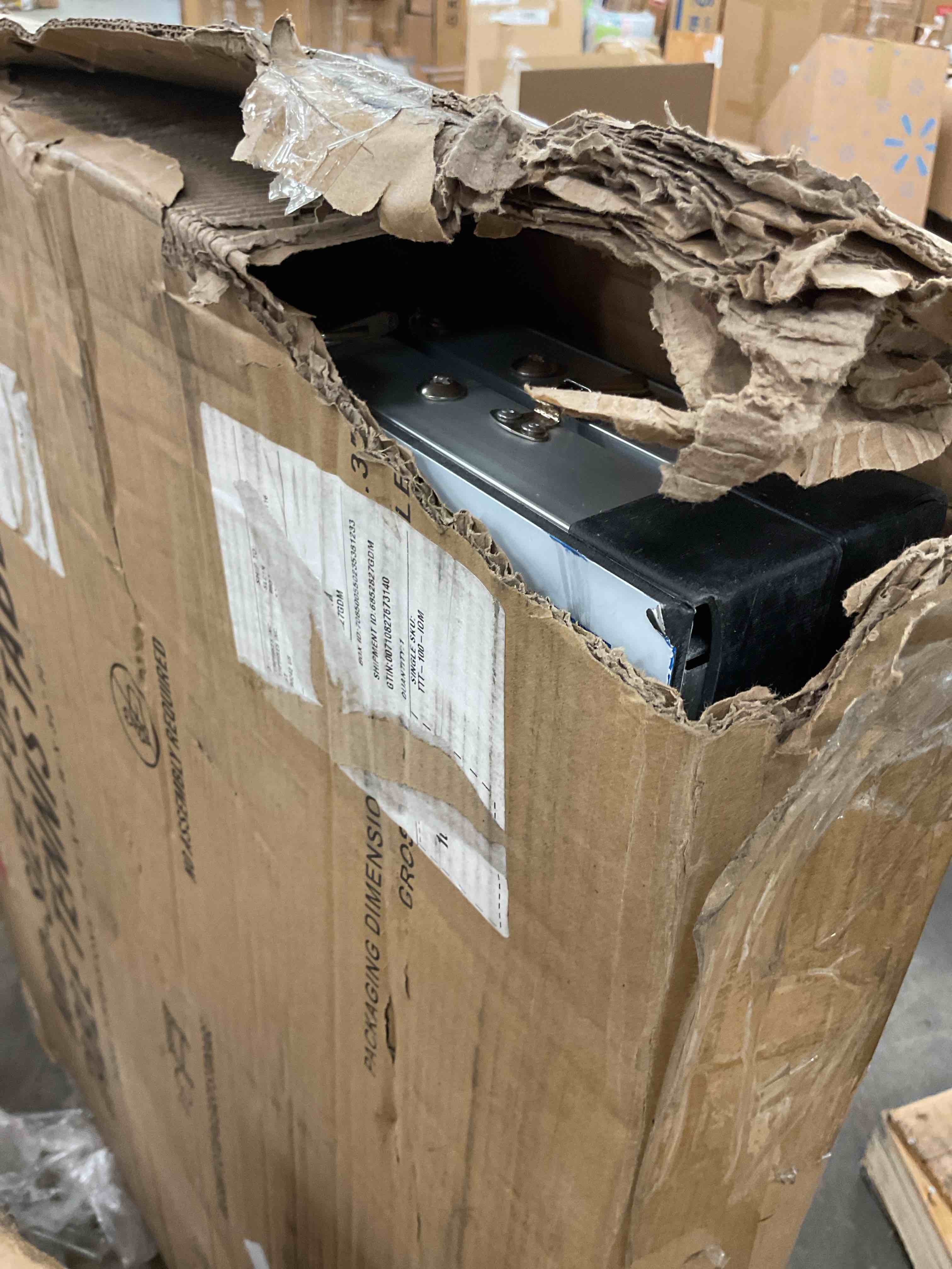 https://s3.amazonaws.com/lotting-images-prod/EmanualPiazza/YEL6864006_1746274806553.jpeg