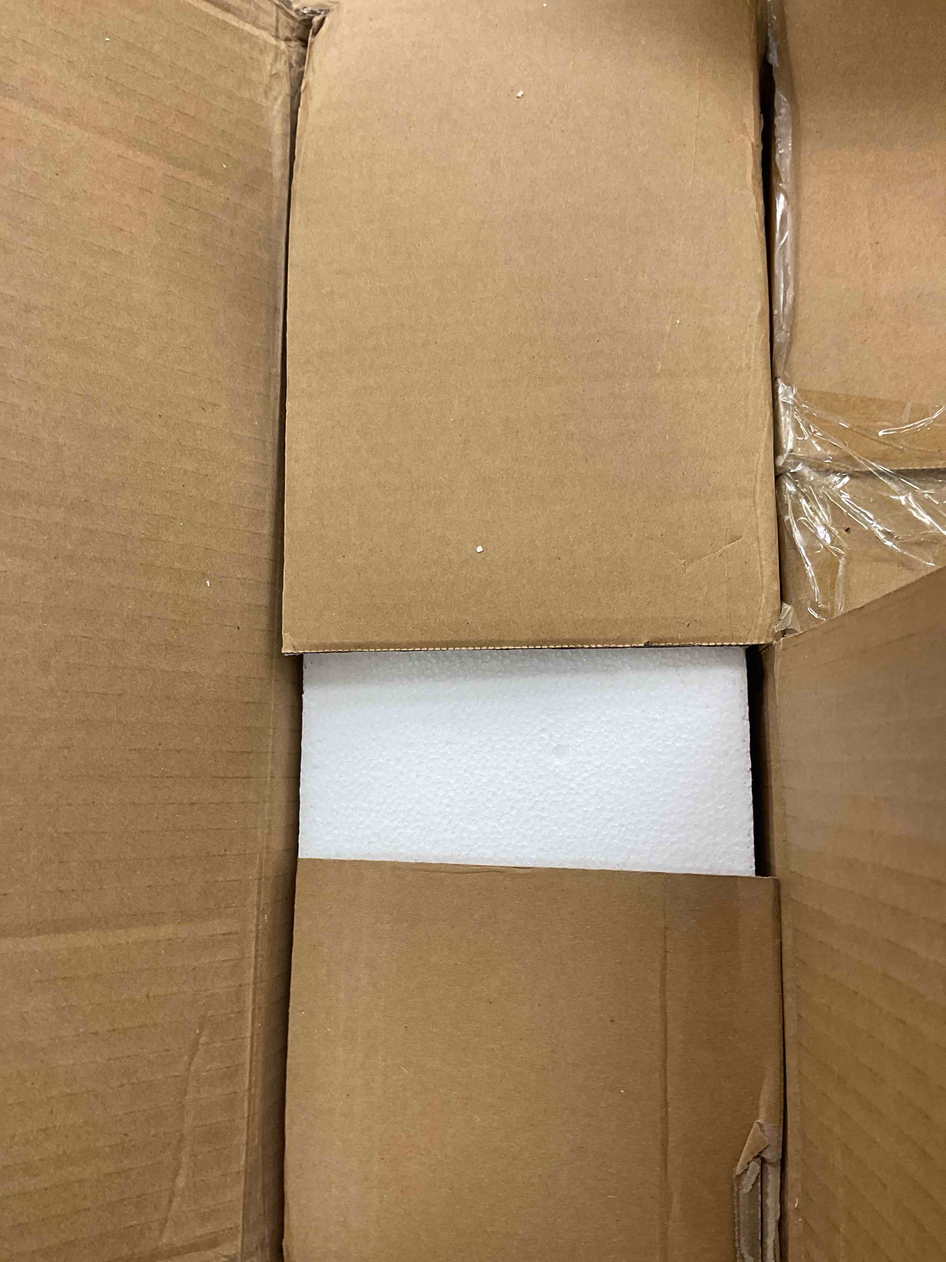 https://s3.amazonaws.com/lotting-images-prod/EmanualPiazza/YEL6864007_1746274882425.jpeg
