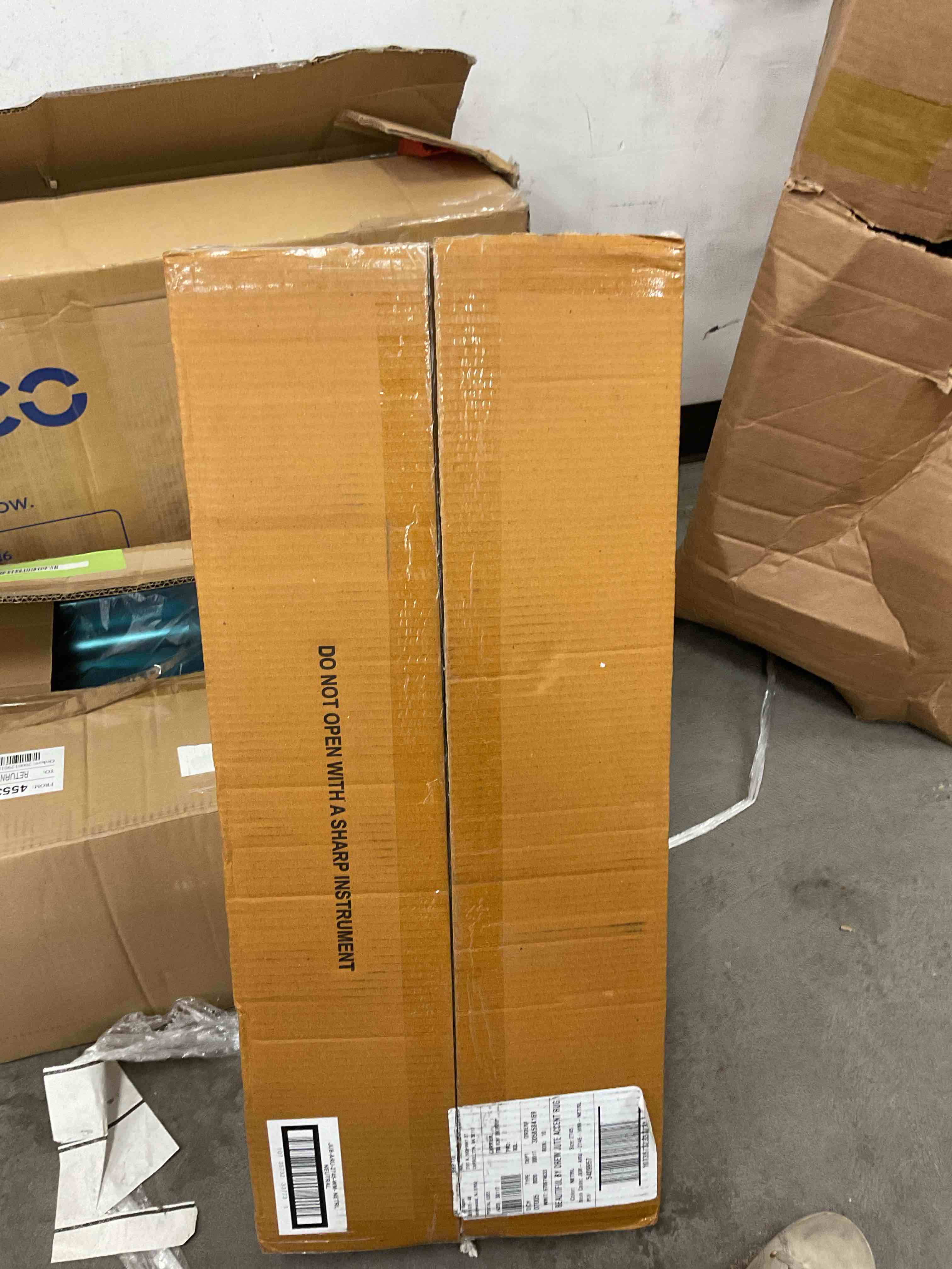 https://s3.amazonaws.com/lotting-images-prod/EmanualPiazza/YEL6864098_1746288294476.jpeg