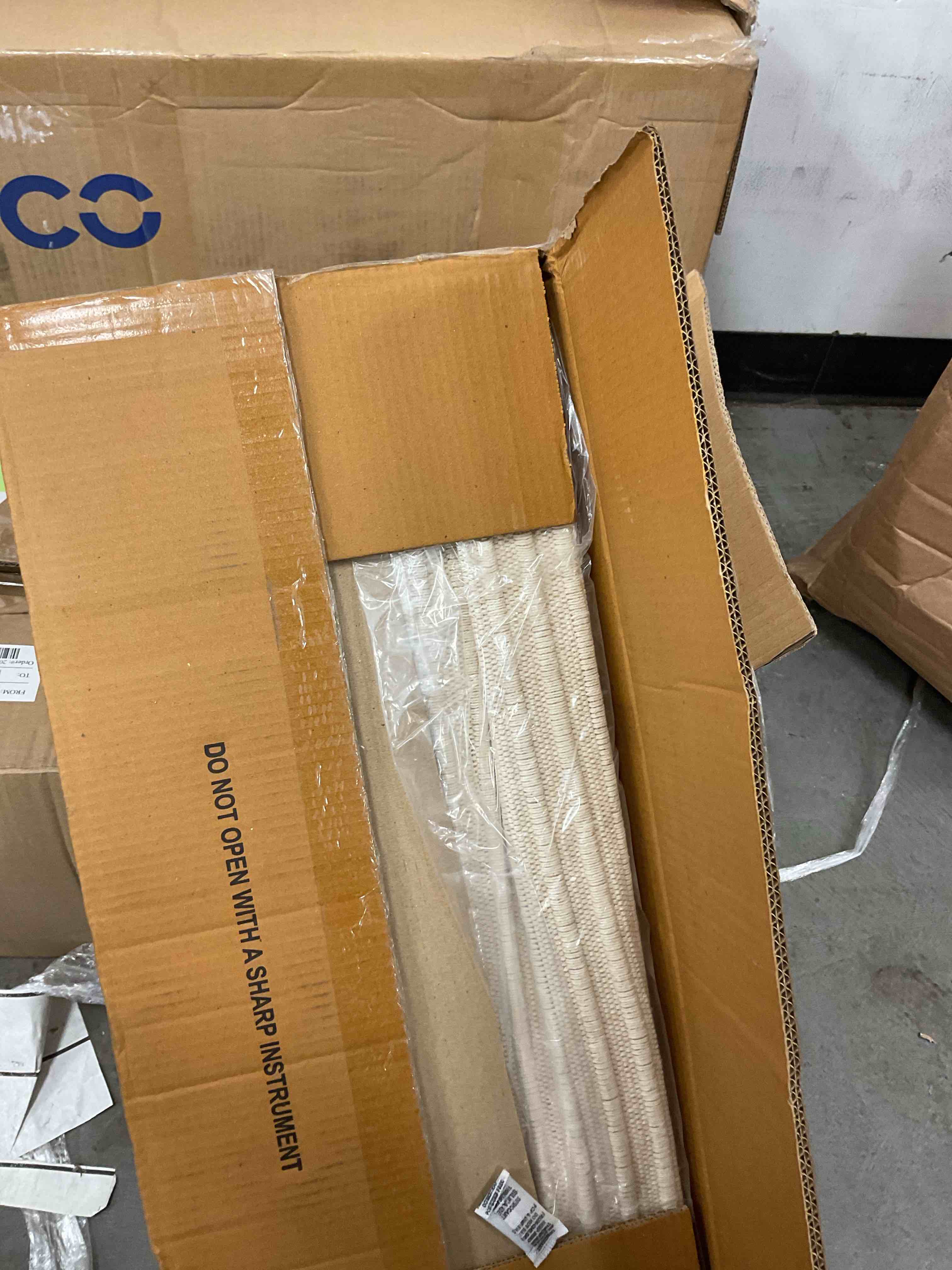 https://s3.amazonaws.com/lotting-images-prod/EmanualPiazza/YEL6864098_1746288309024.jpeg