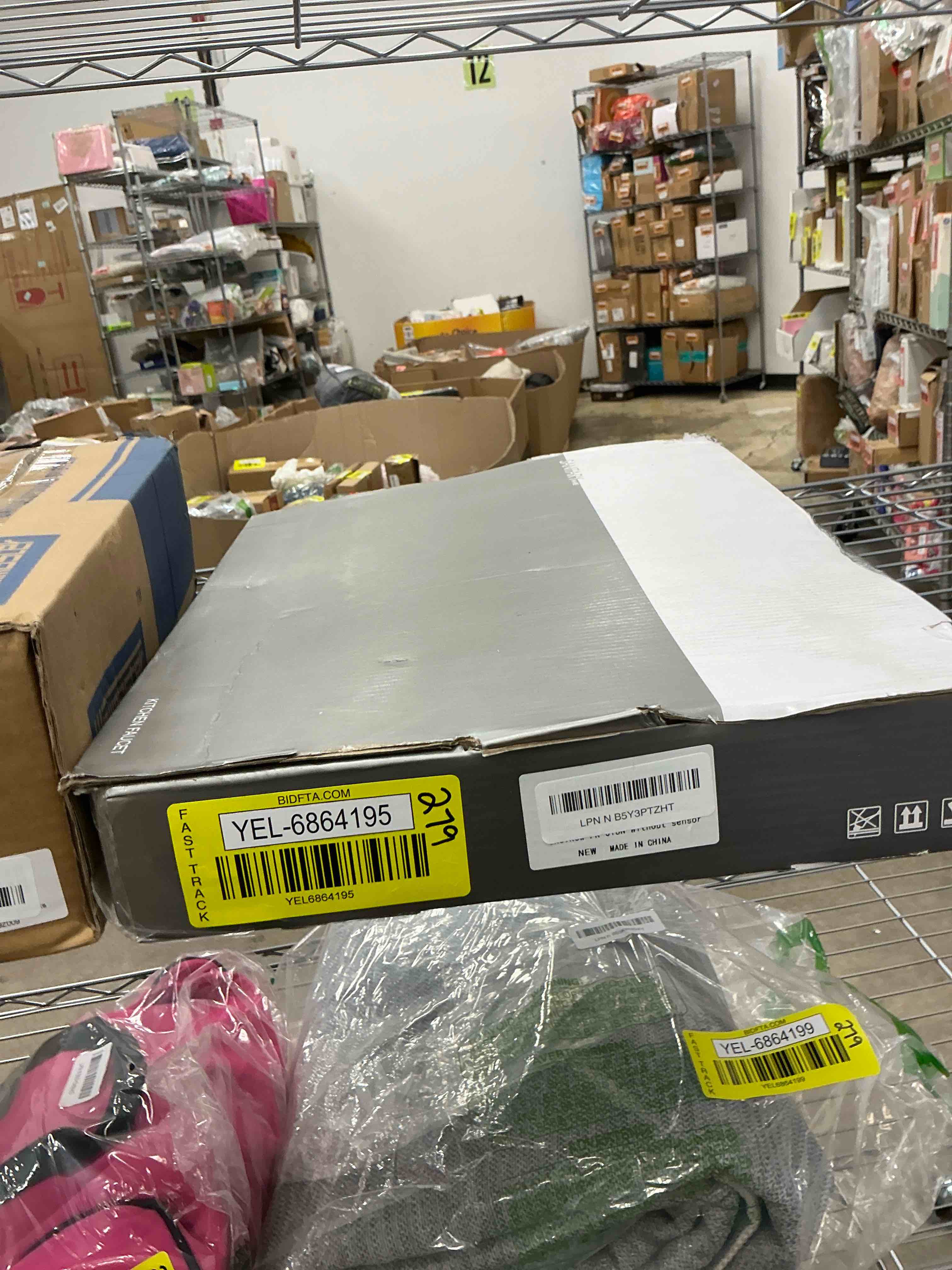 https://s3.amazonaws.com/lotting-images-prod/EmanualPiazza/YEL6864195_1746557964076.jpeg