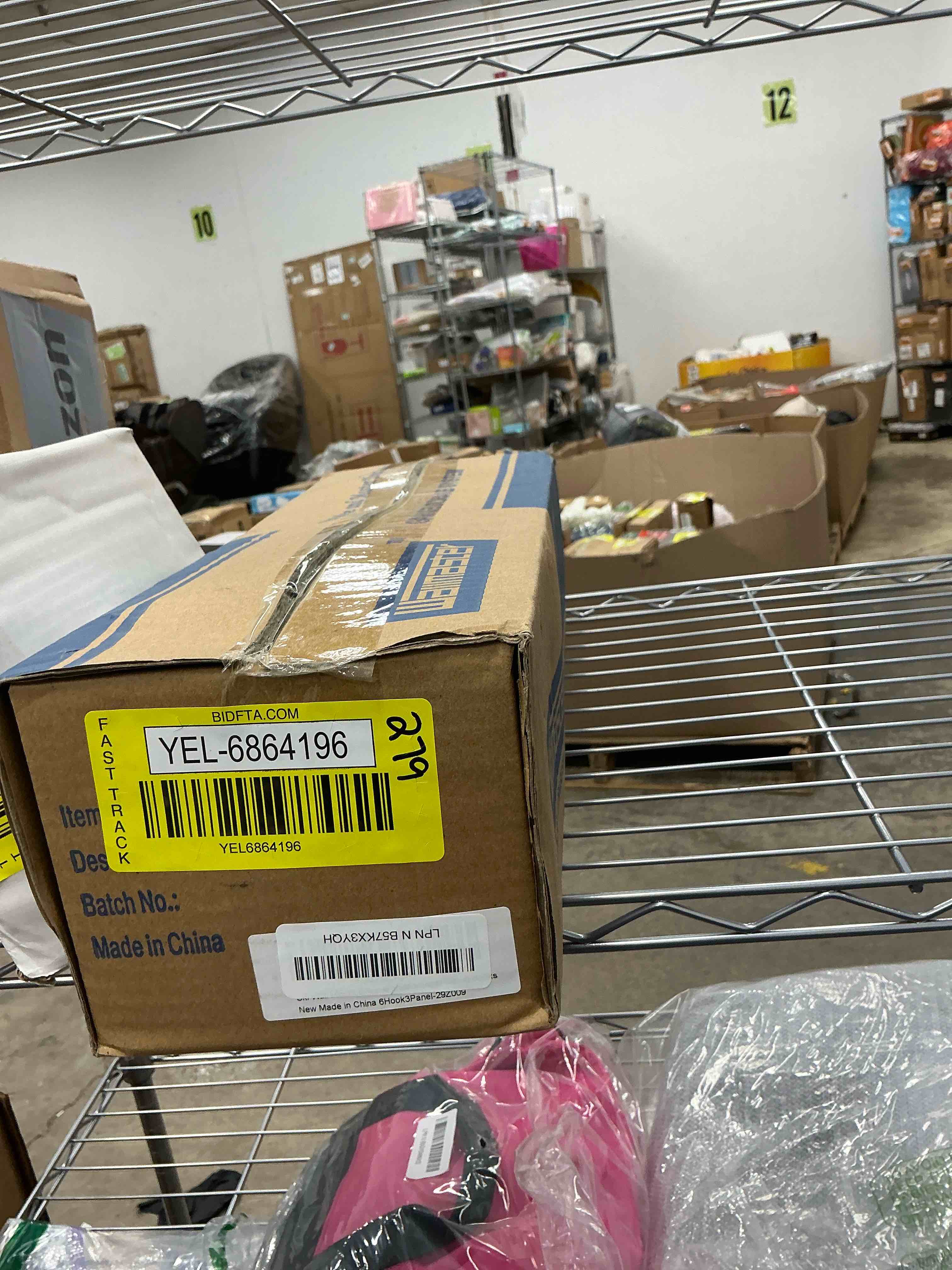 https://s3.amazonaws.com/lotting-images-prod/EmanualPiazza/YEL6864196_1746557893163.jpeg