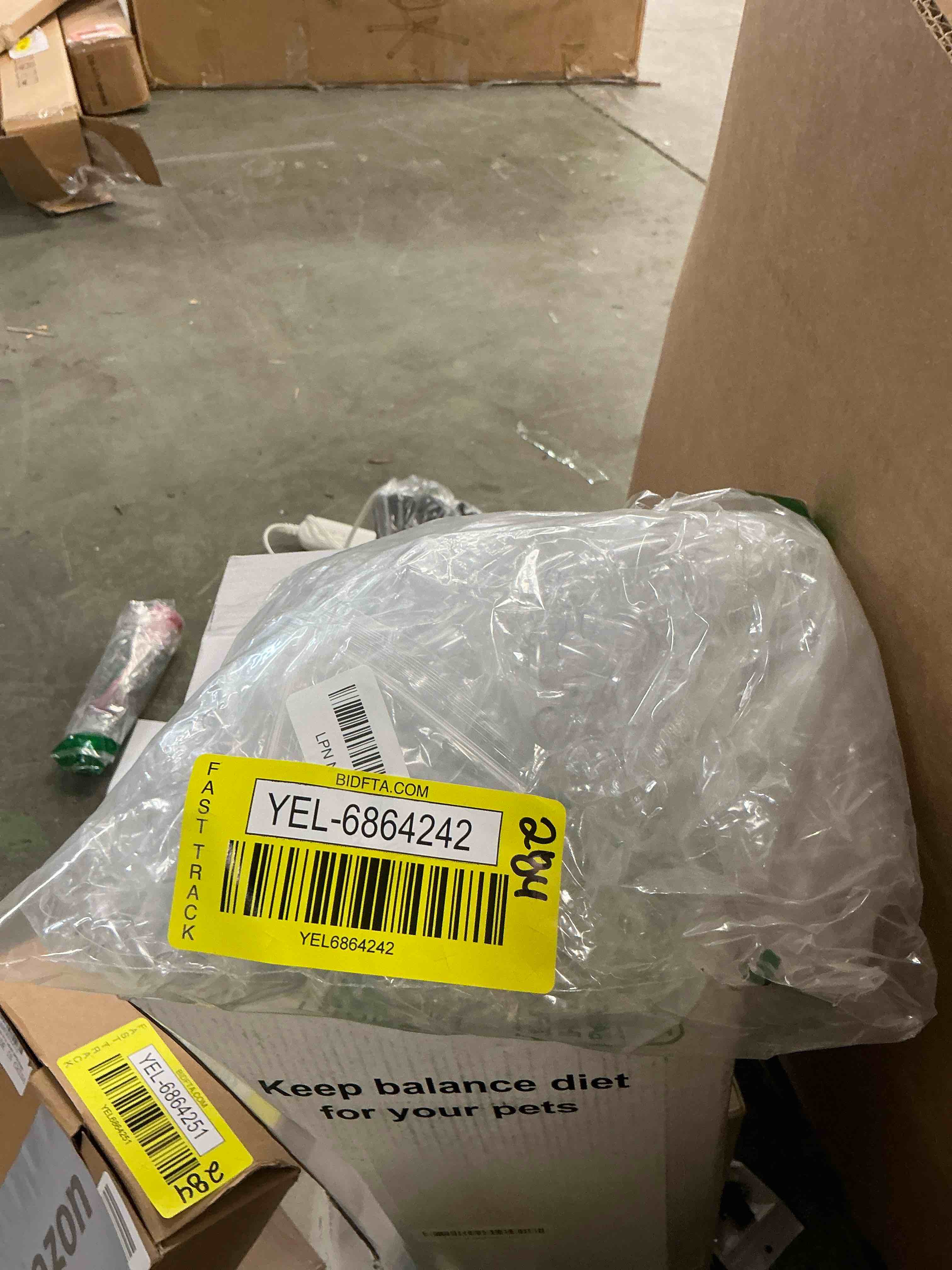 https://s3.amazonaws.com/lotting-images-prod/EmanualPiazza/YEL6864242_1746630978681.jpeg