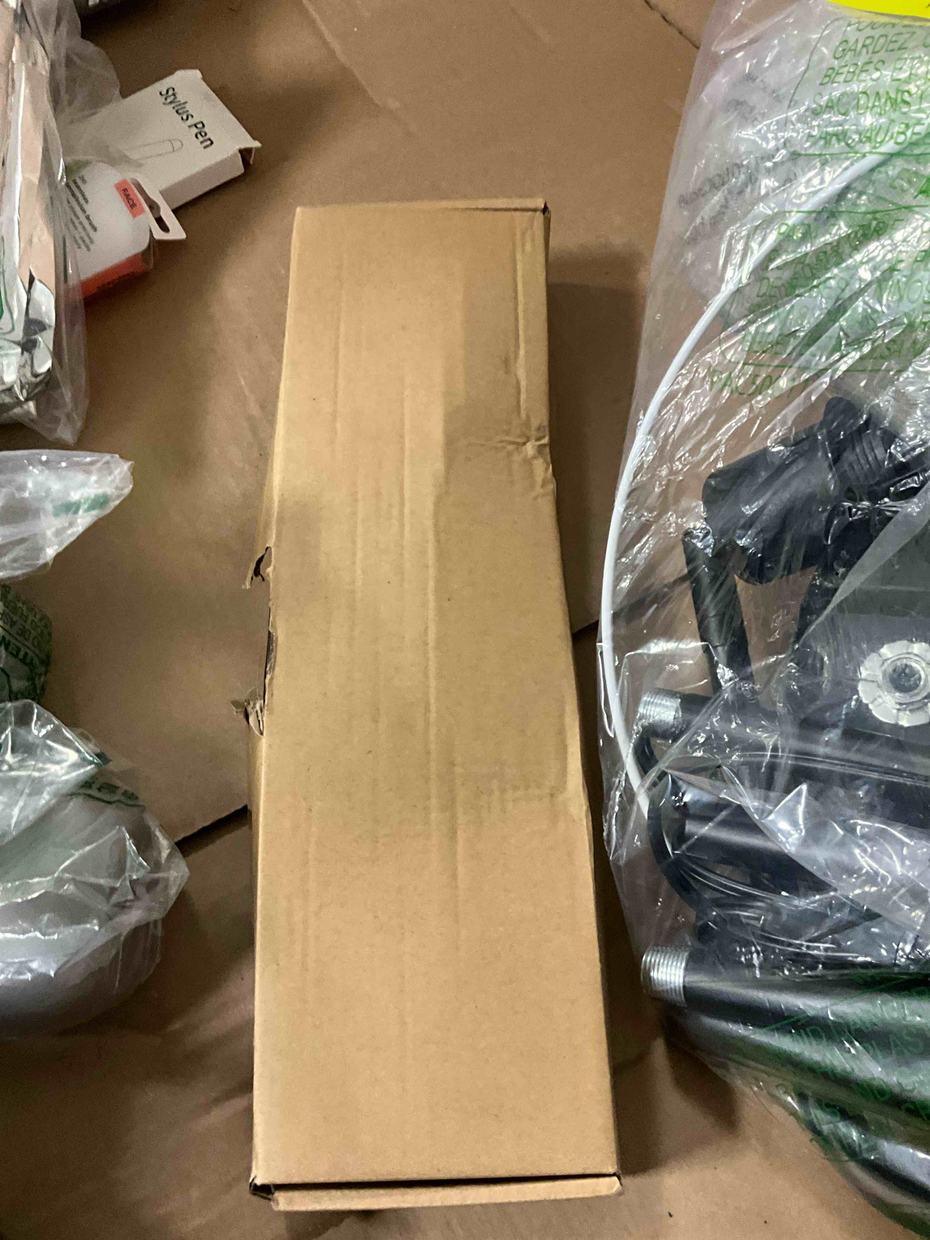https://s3.amazonaws.com/lotting-images-prod/EmanualPiazza/YEL6864302_1746647221042.jpeg
