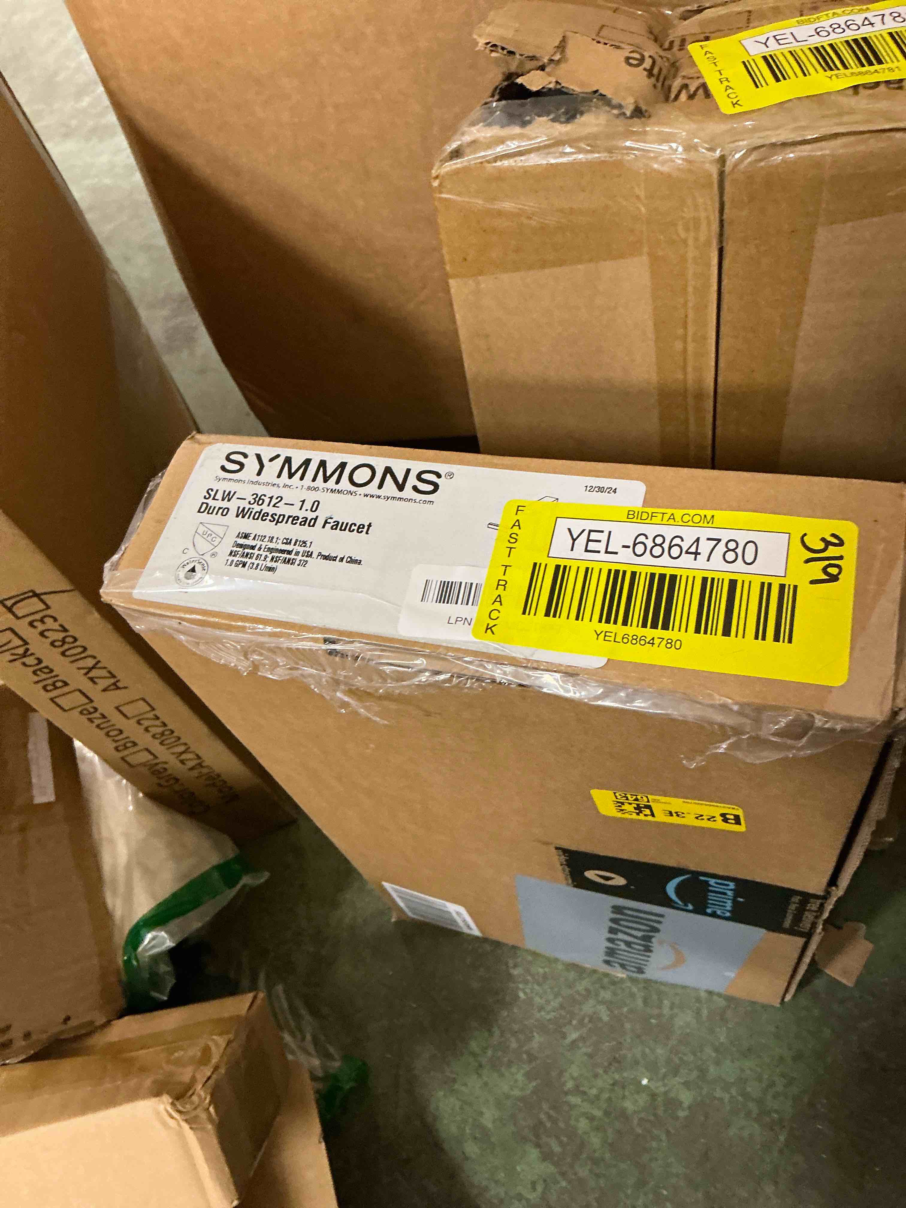 https://s3.amazonaws.com/lotting-images-prod/EmanualPiazza/YEL6864780_1747163405514.jpeg