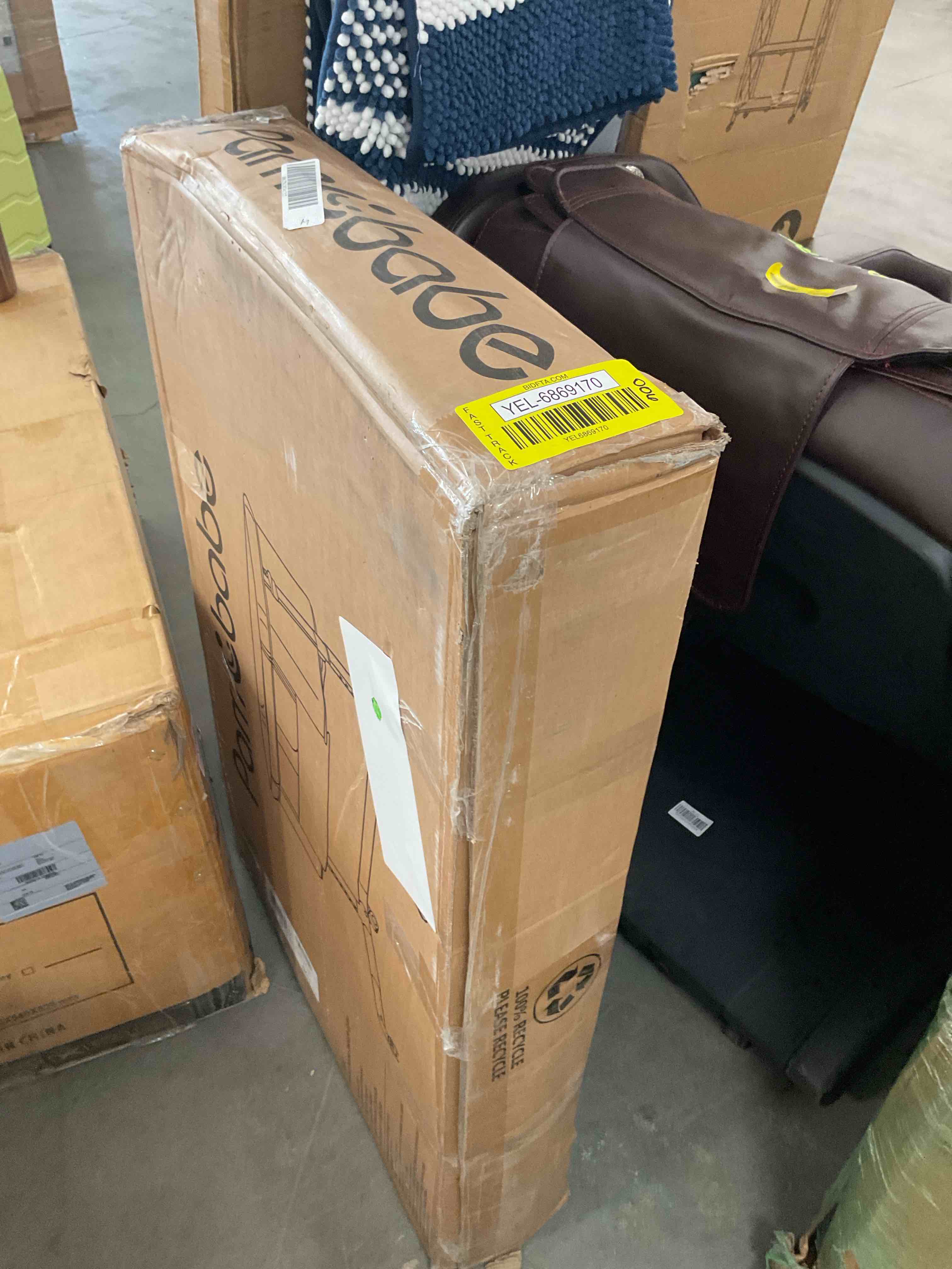 https://s3.amazonaws.com/lotting-images-prod/EmanualPiazza/YEL6869170_1739801866067.jpeg