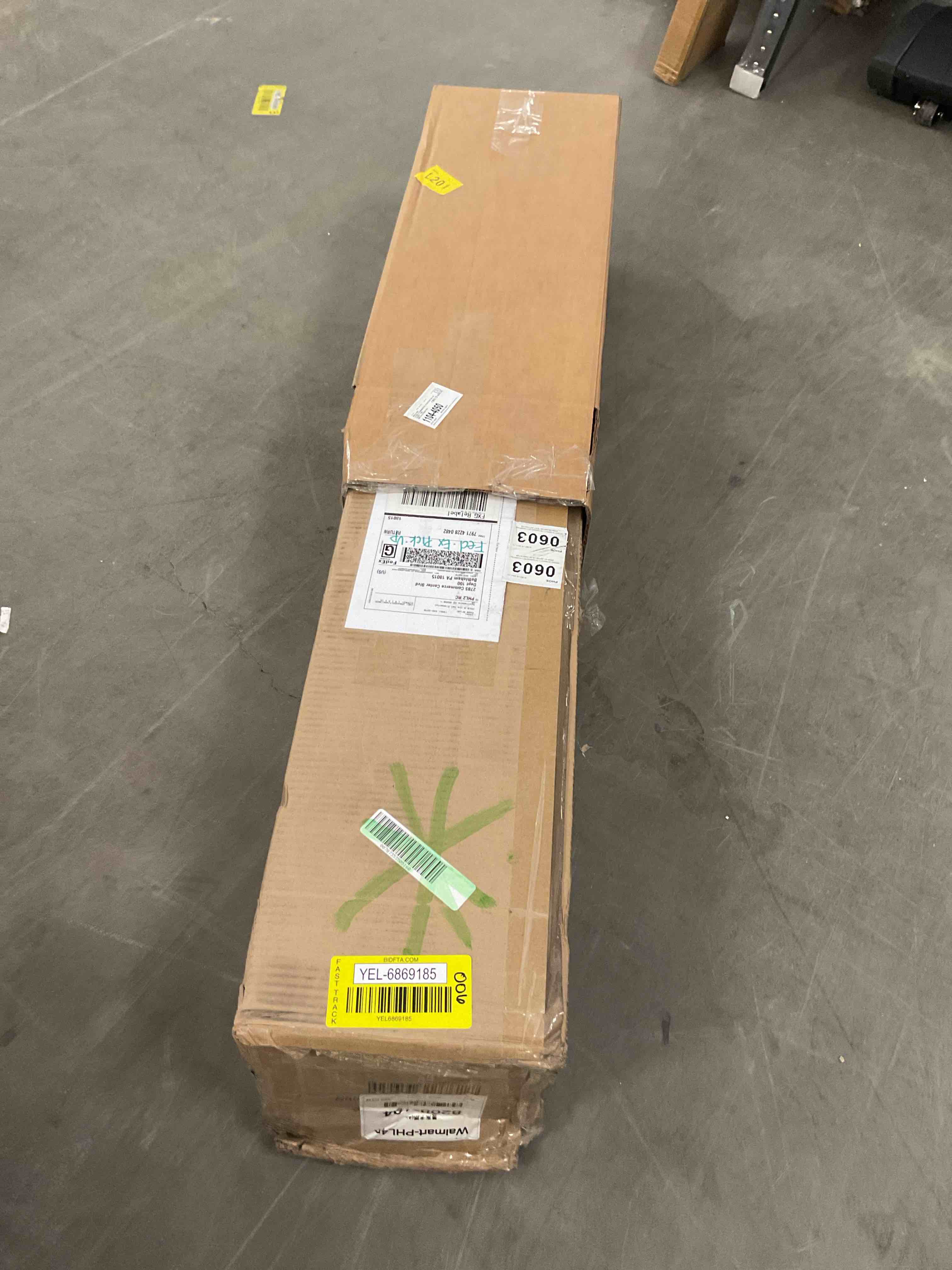 https://s3.amazonaws.com/lotting-images-prod/EmanualPiazza/YEL6869185_1739803476691.jpeg