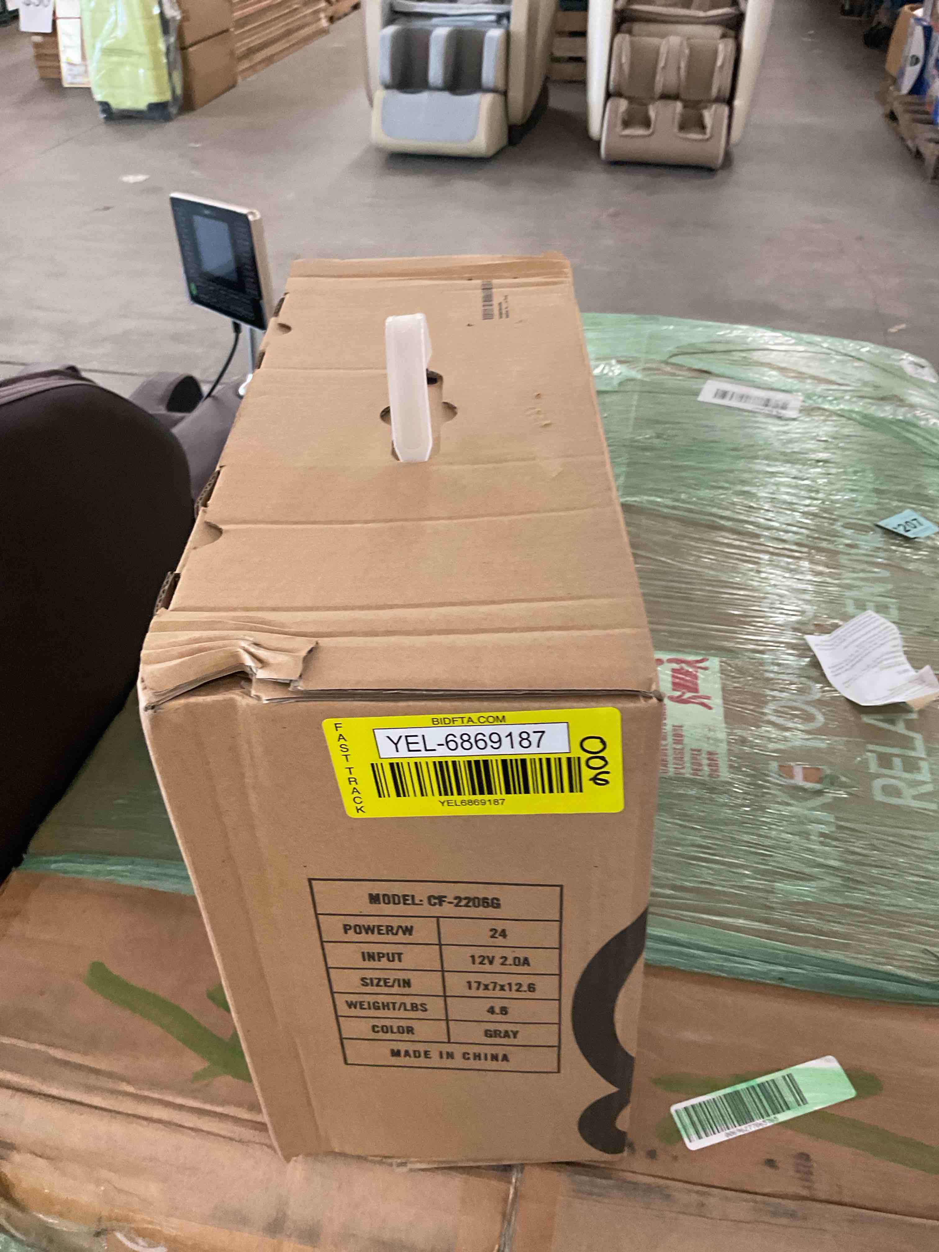 https://s3.amazonaws.com/lotting-images-prod/EmanualPiazza/YEL6869187_1739803624726.jpeg