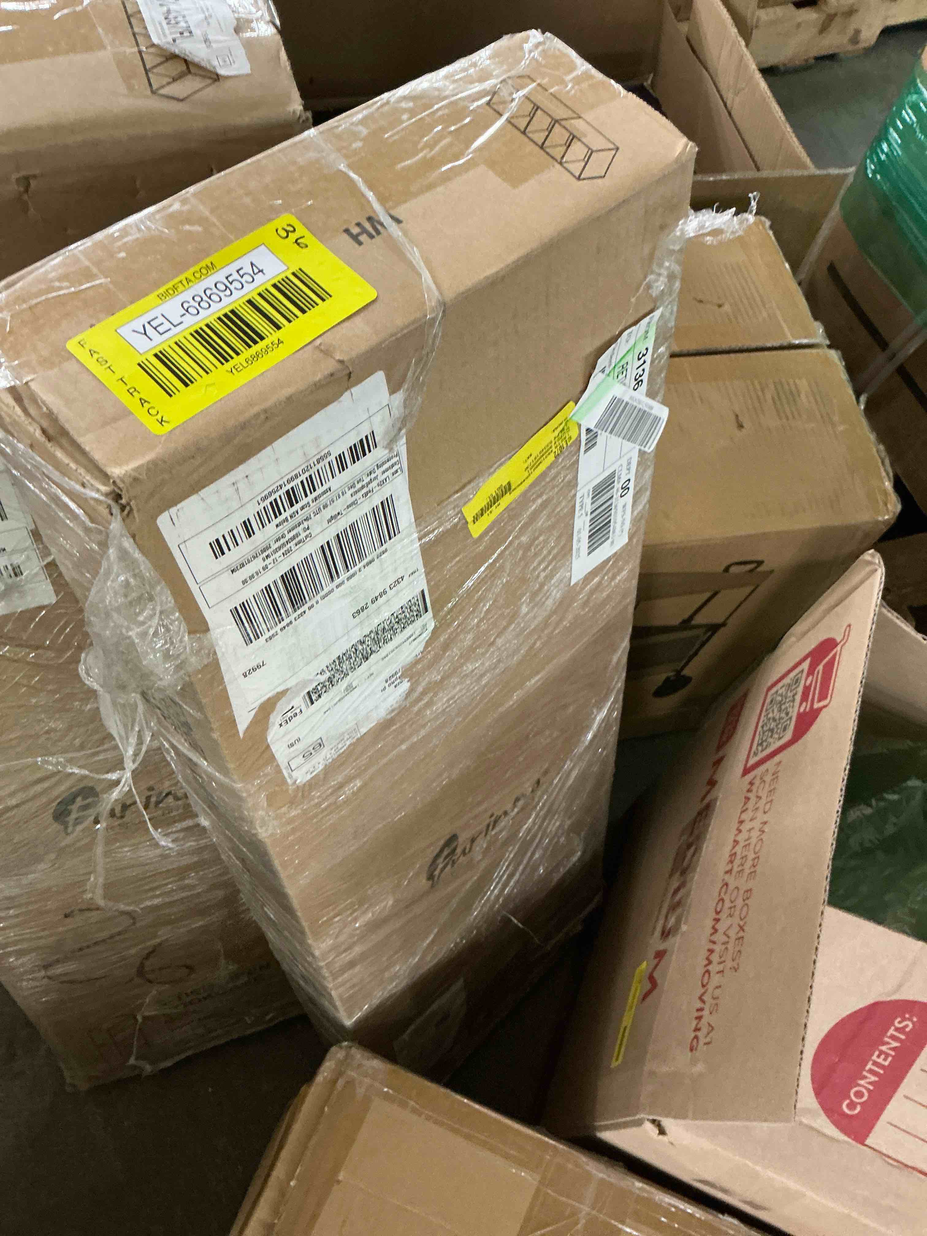 https://s3.amazonaws.com/lotting-images-prod/EmanualPiazza/YEL6869554_1740582247871.jpeg
