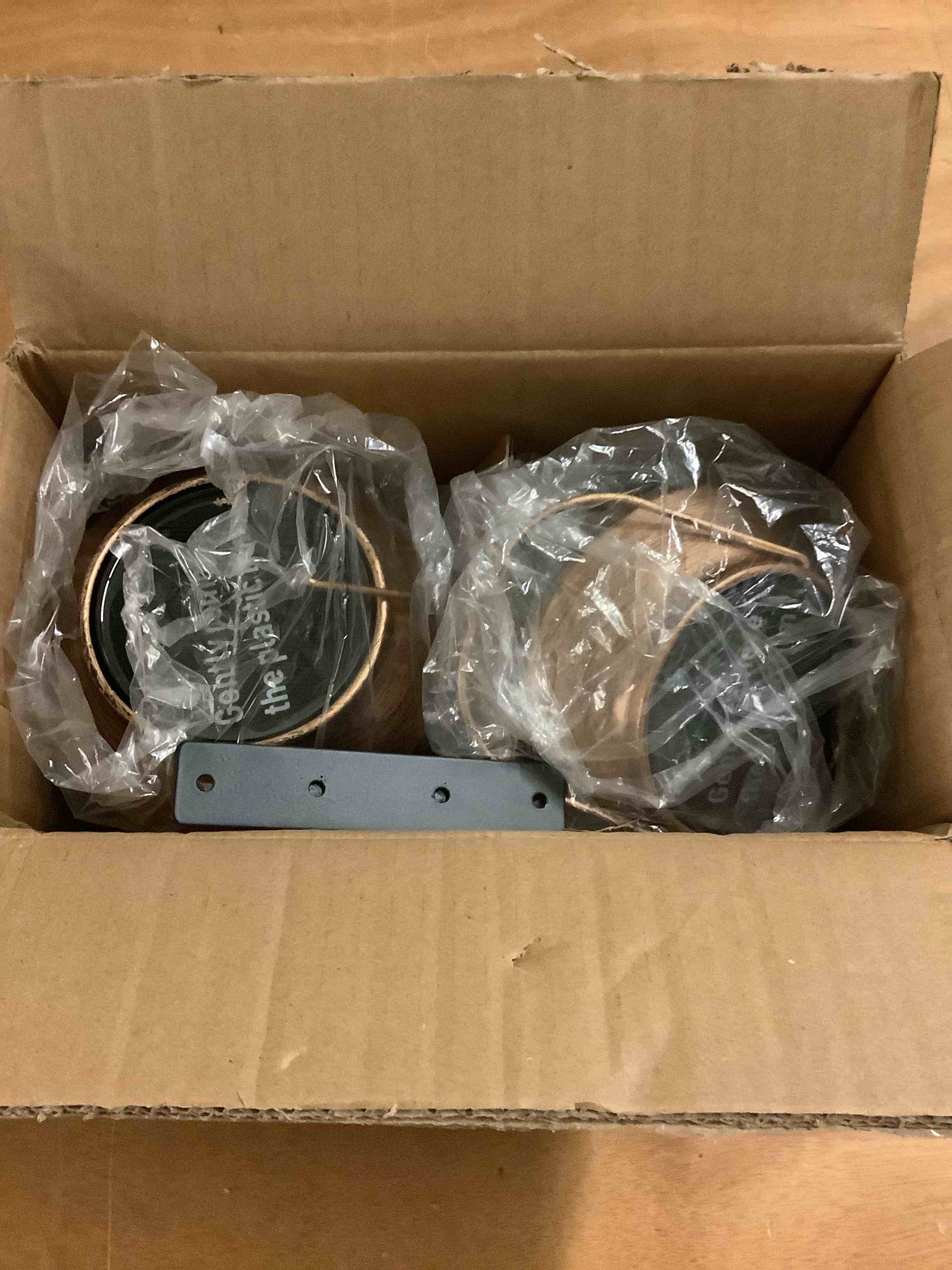https://s3.amazonaws.com/lotting-images-prod/Excess4Less/GRA6039935_1781638835371.jpeg