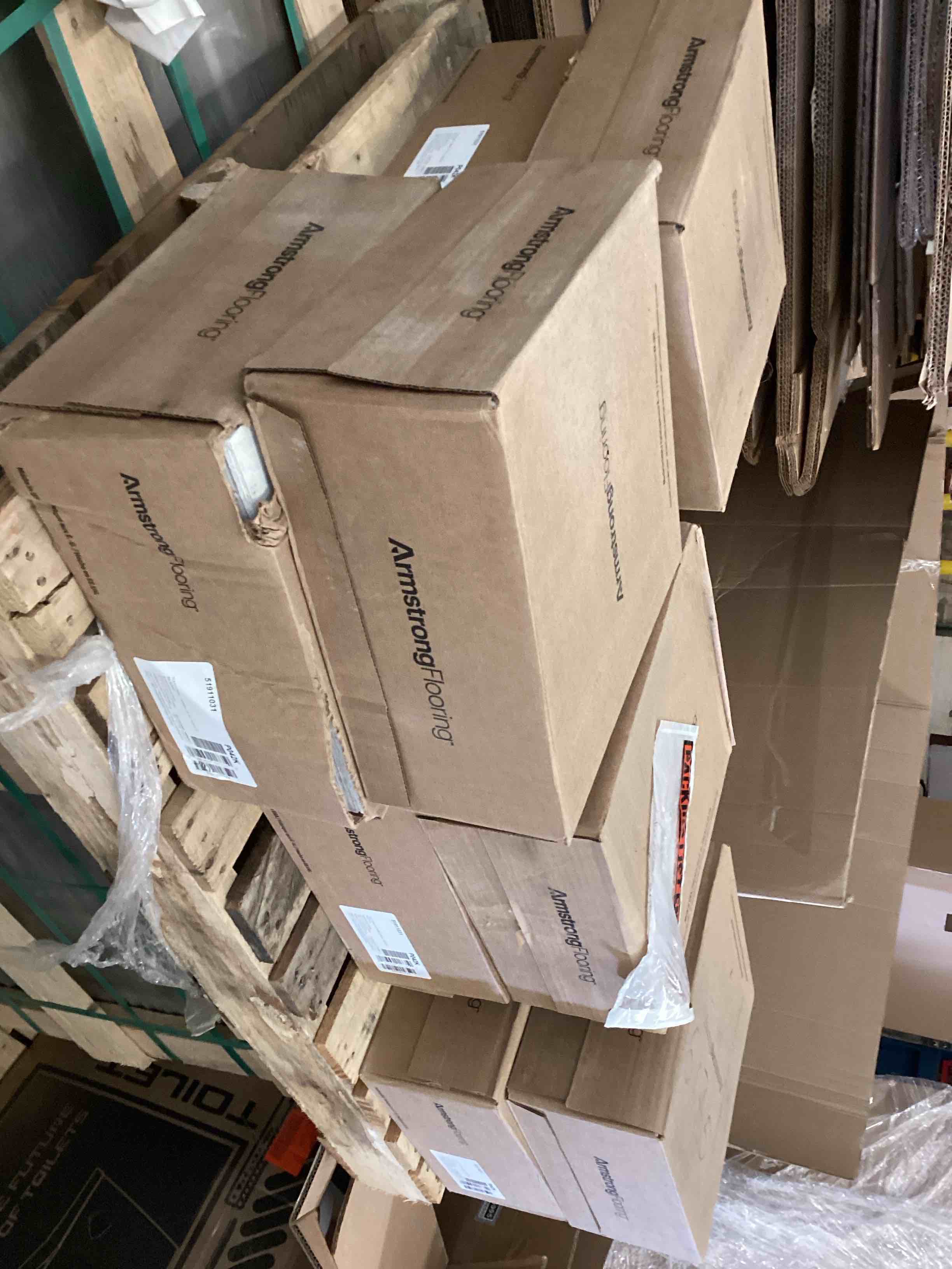 https://s3.amazonaws.com/lotting-images-prod/Excess4Less/GRA6053825_1781885121291.jpeg
