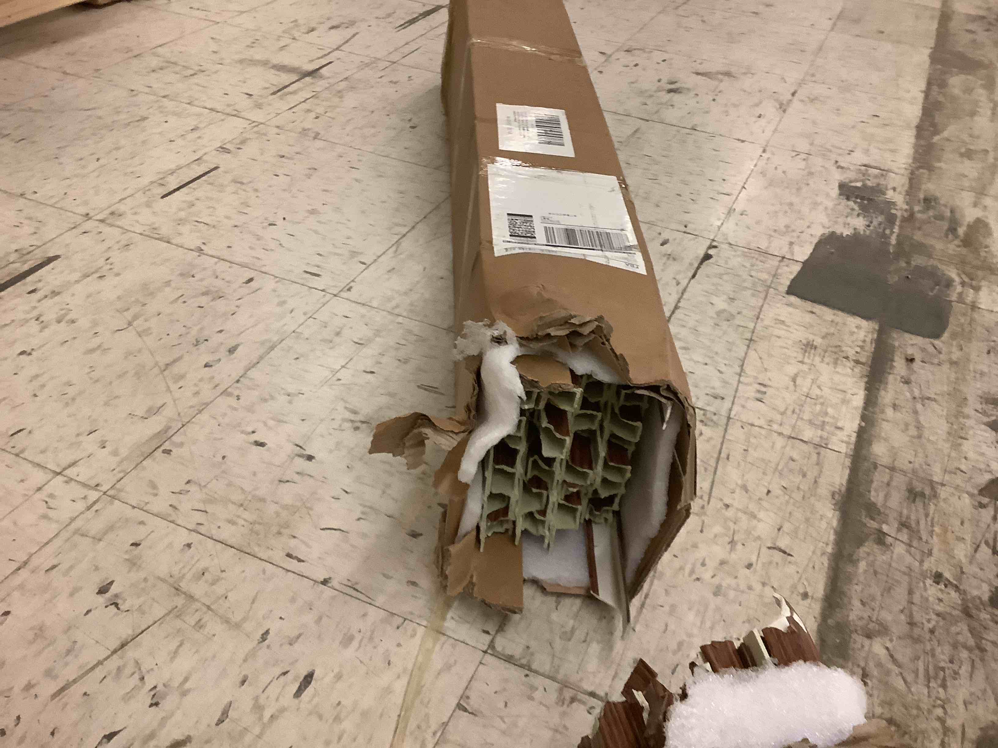 https://s3.amazonaws.com/lotting-images-prod/Excess4Less/GRA6053863_1780600317943.jpeg