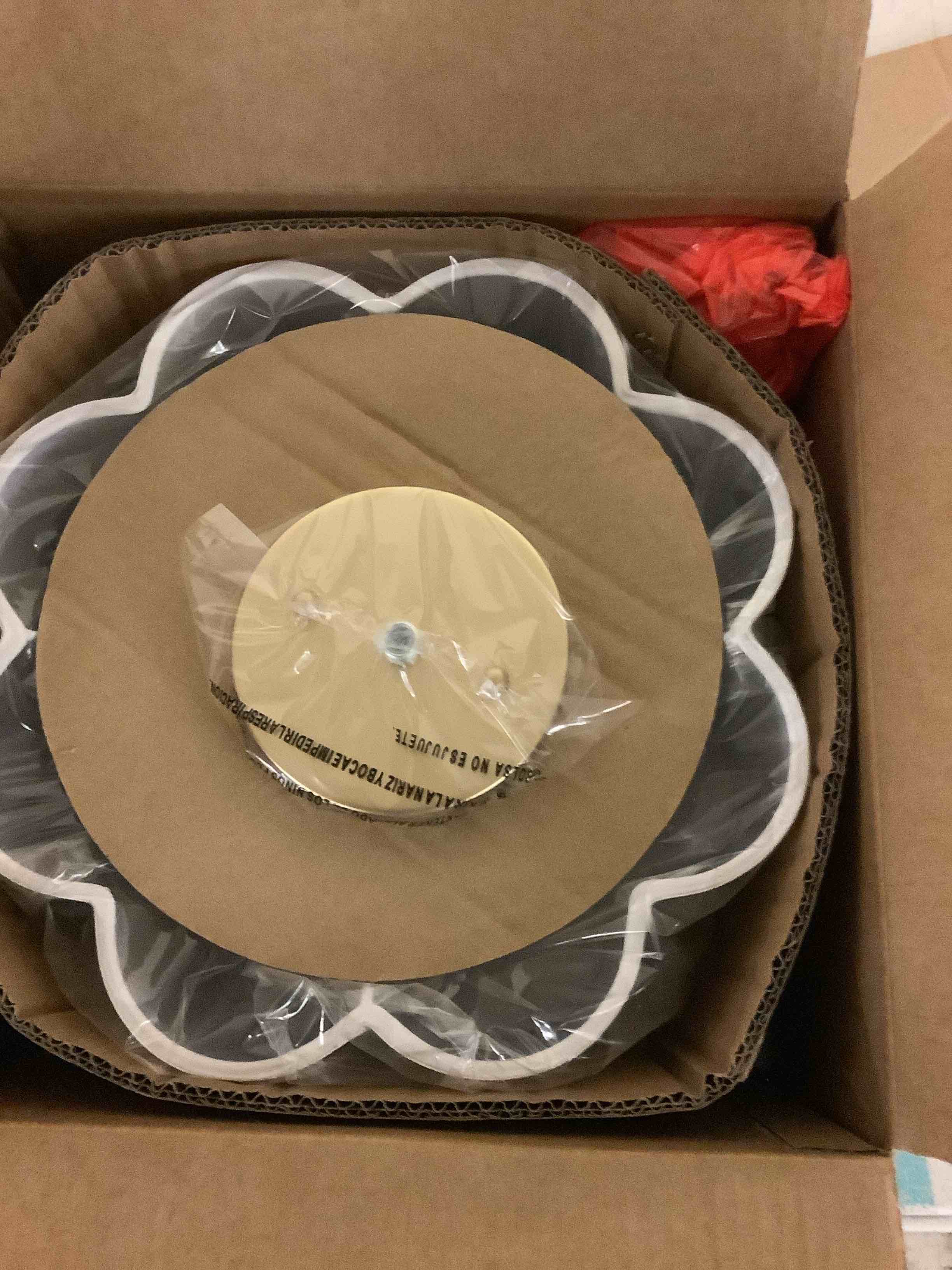 https://s3.amazonaws.com/lotting-images-prod/Excess4Less/GRA6055241_1783522618153.jpeg