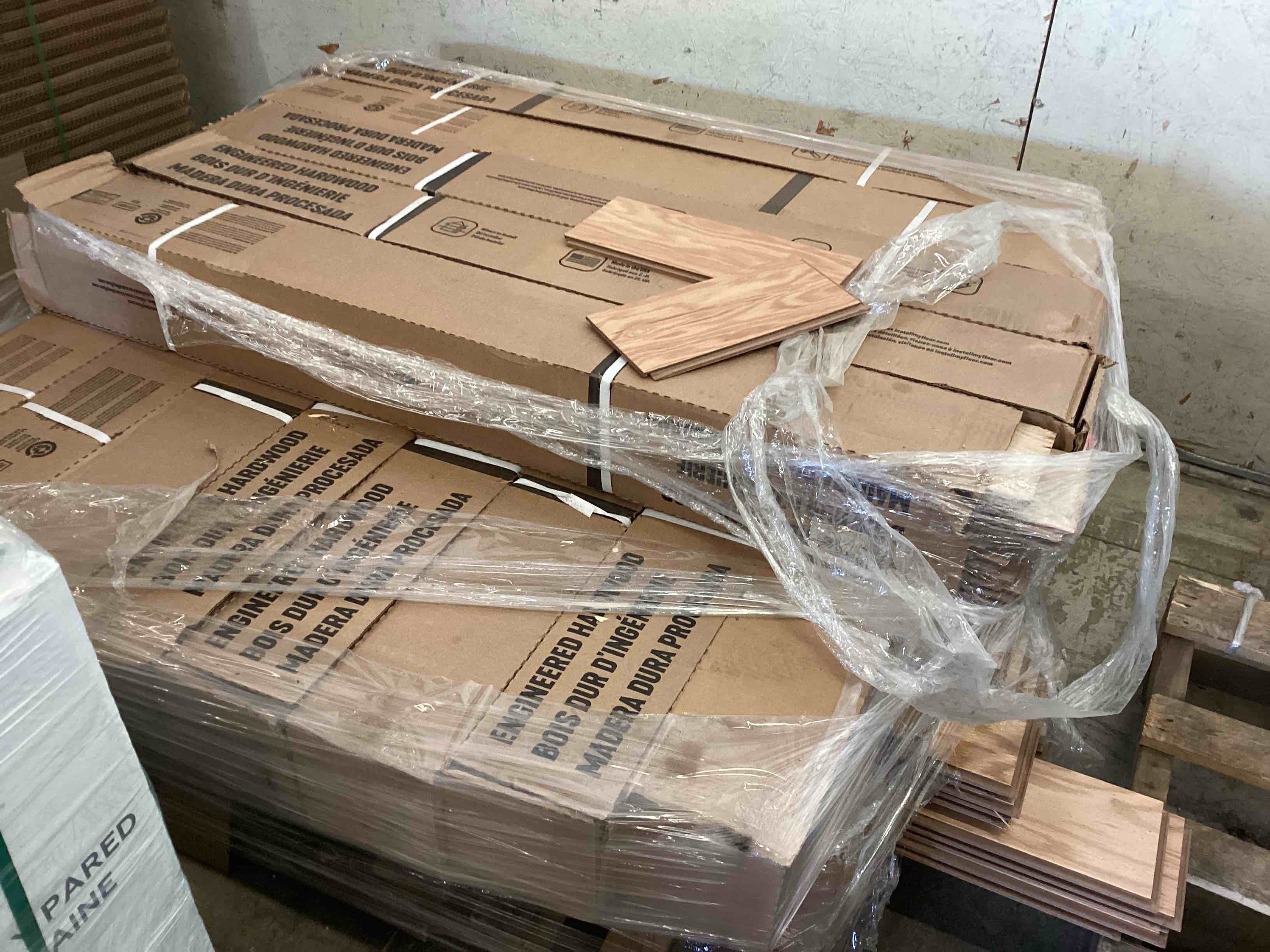 https://s3.amazonaws.com/lotting-images-prod/Excess4Less/GRA6055424_1781879494133.jpeg